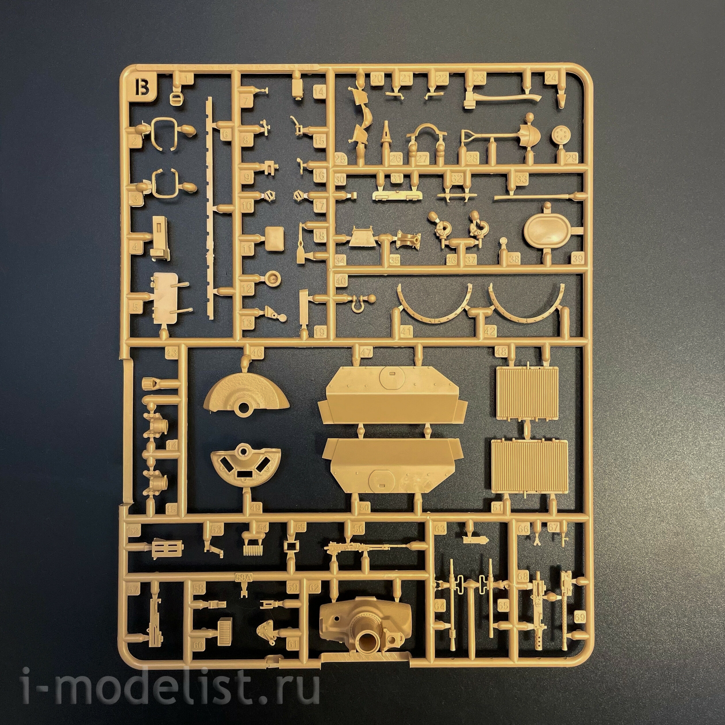 RM-5142 Rye Field Model 1/35 Легкий танк M551 