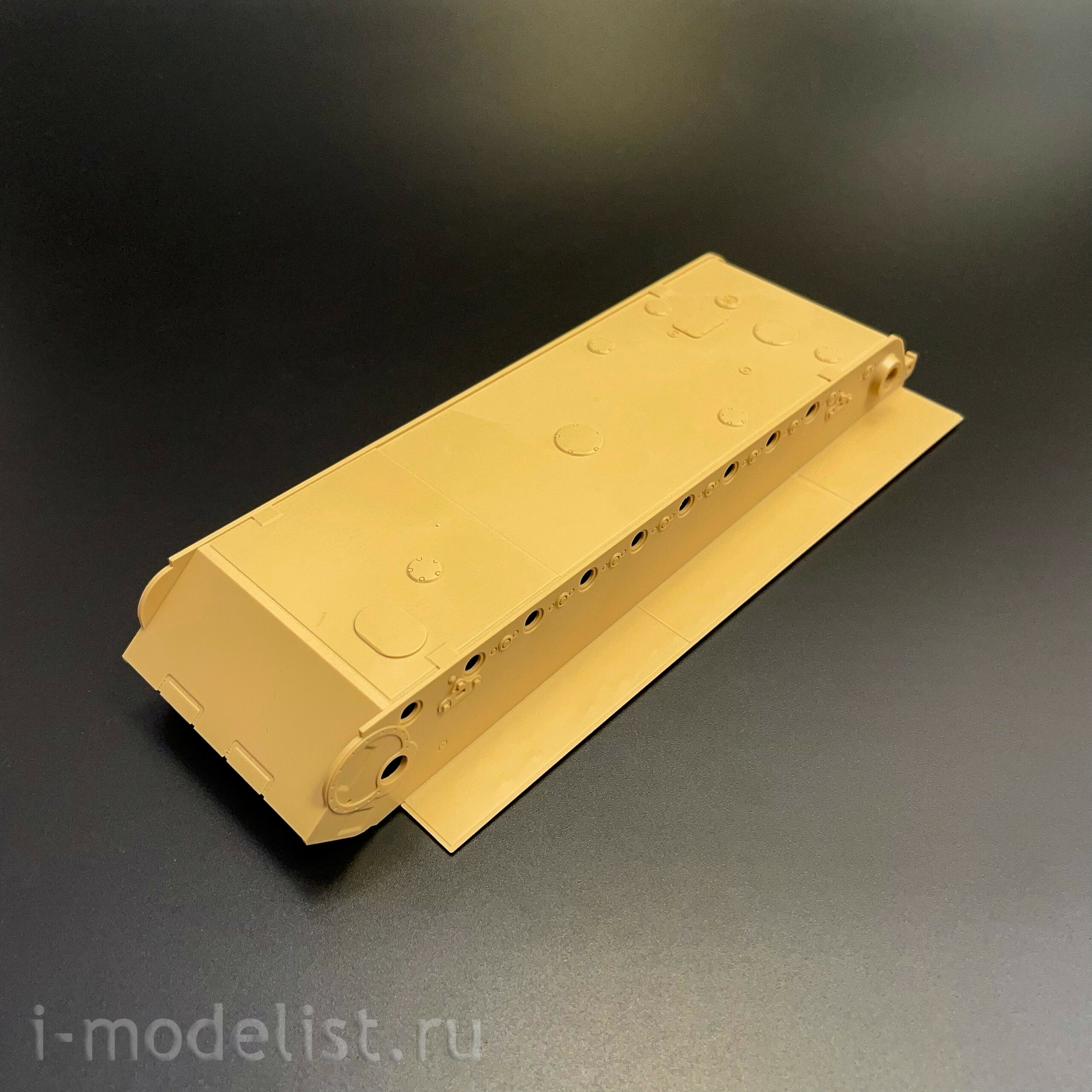 RM-5125 Rye Field Model 1/35 Немецкий тяжелый танк Sd.Kfz.182 Tiger Ausf.B King Tiger (турель Henschel), стандартная версия
