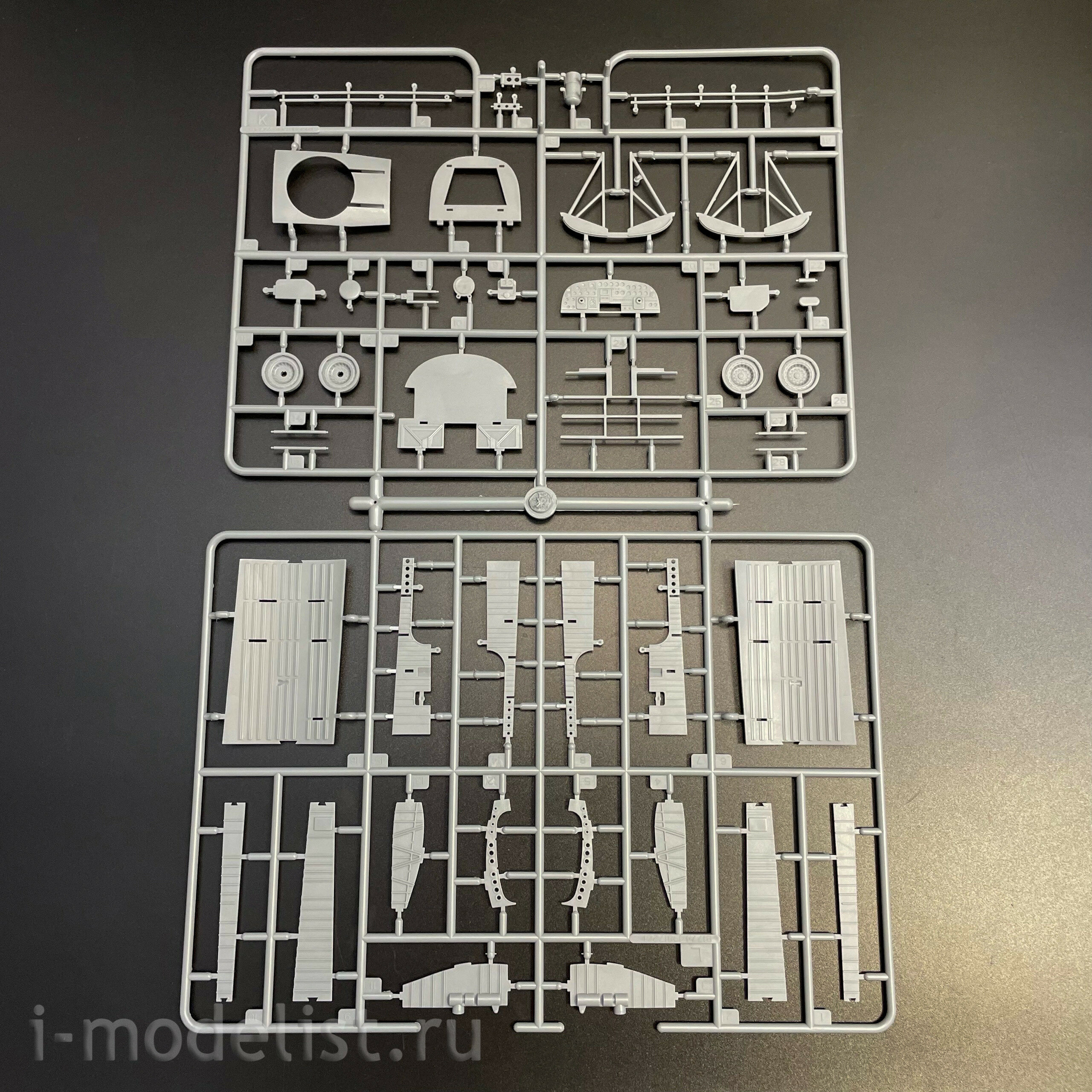 81775 HobbyBoss 1/48 Американский бомбардировщик B-24D Liberator