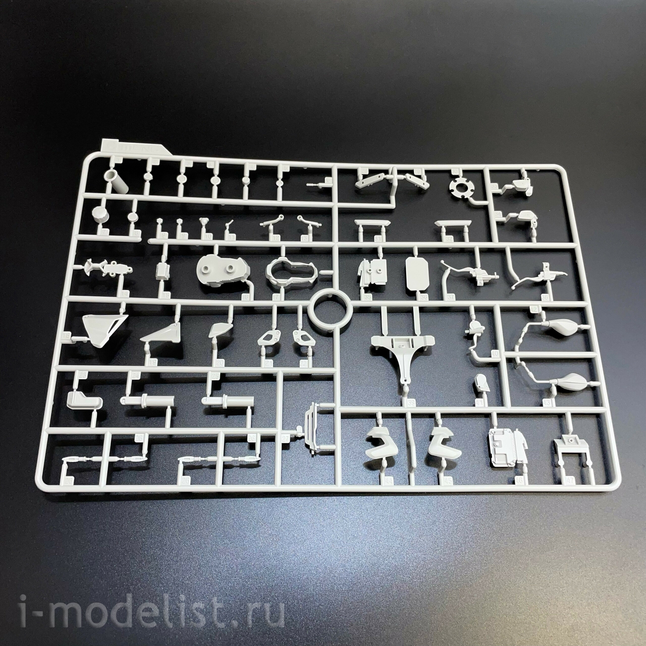 MT-005 Meng 1/9 Баварский мотоцикл R 1250 GS ADV