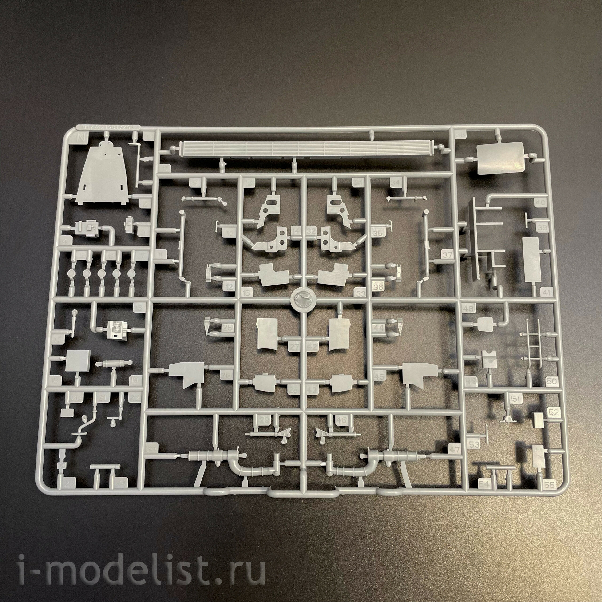 81775 HobbyBoss 1/48 Американский бомбардировщик B-24D Liberator