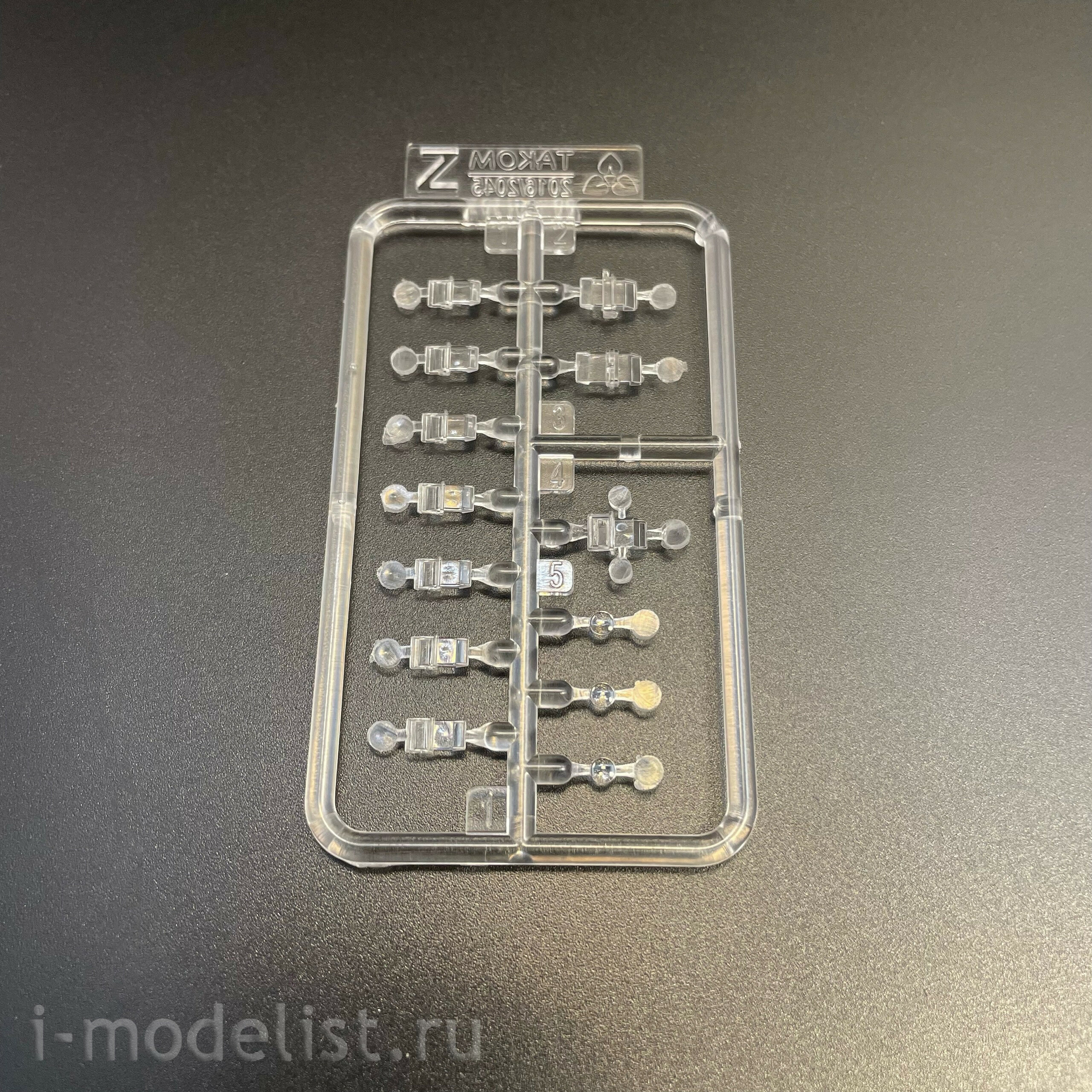 2045 Takom 1/35 Немецкий танк Sd.Kfz. 182 King Tiger турель Henschel с Zimmerit