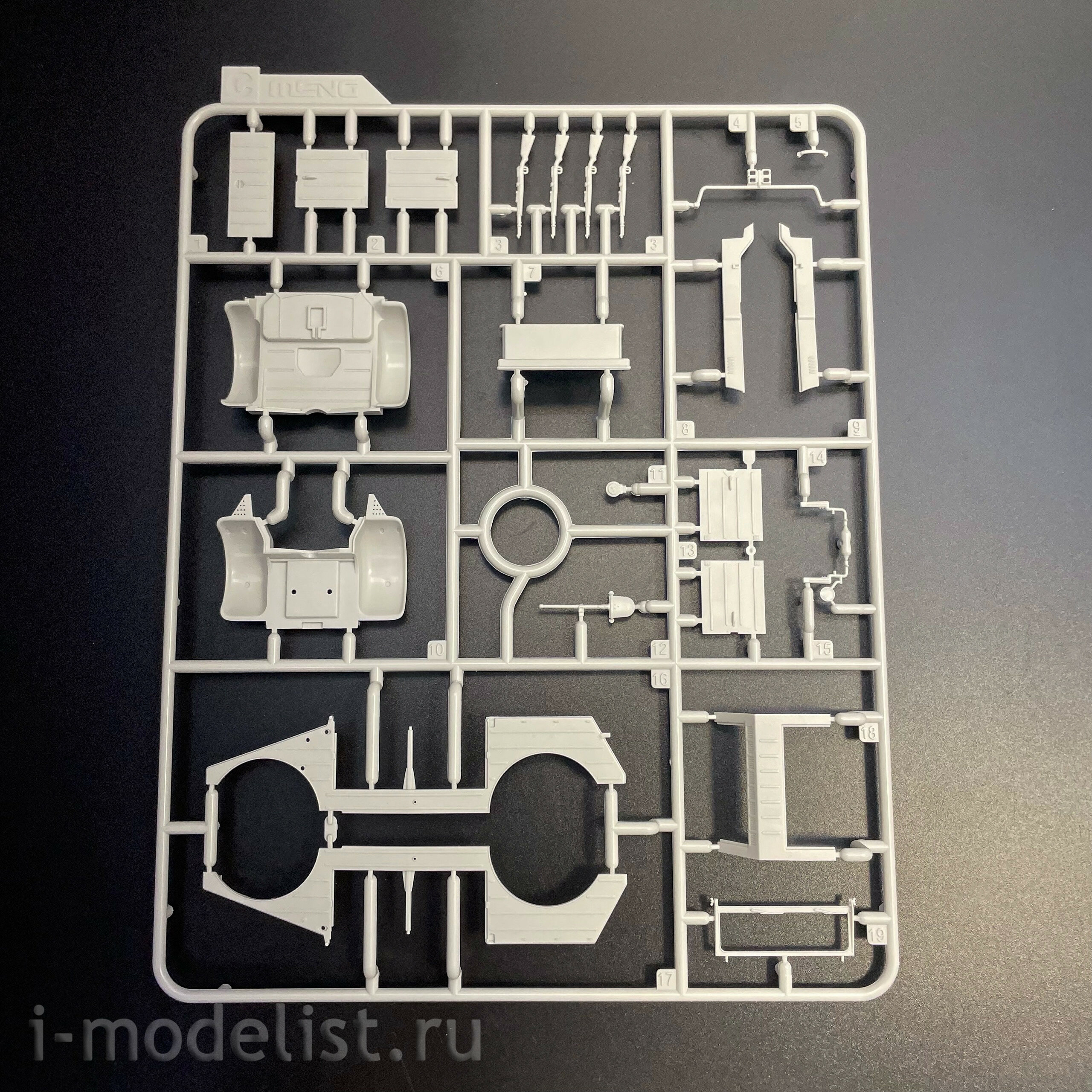 VS-016 Meng 1/35 Немецкий автомобиль Pkw.K1 Type 82 (Восточный фронт)