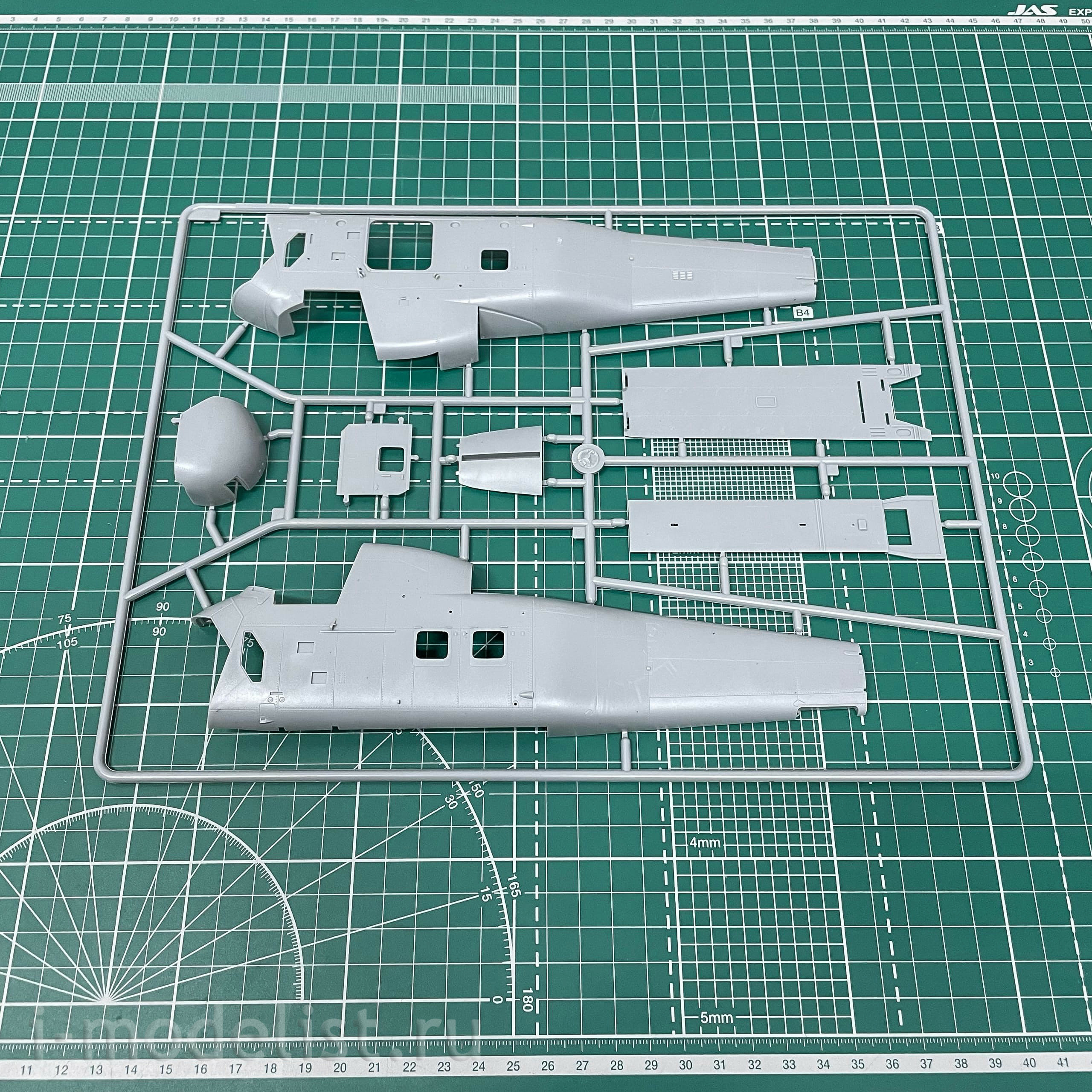 02884 Трубач 1/48 Американский спасательный вертолет ВВС HH-34J