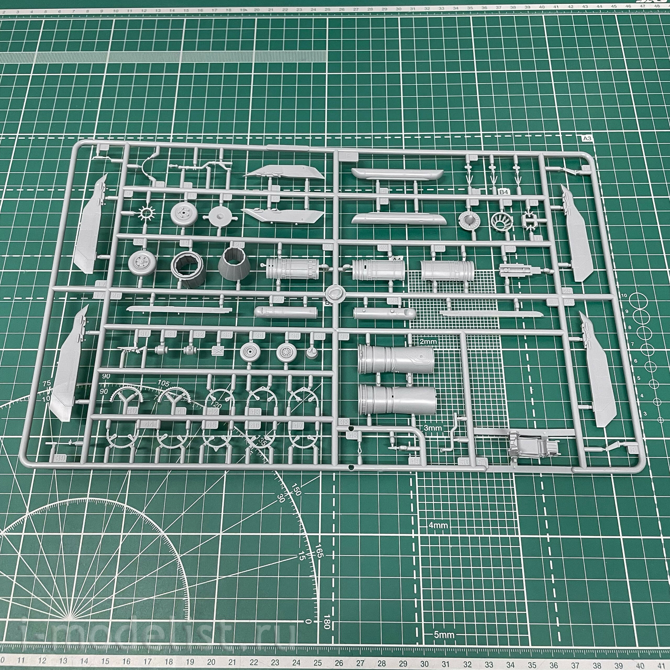 85814 HobbyBoss 1/48 Самолет EA-18G Crowler