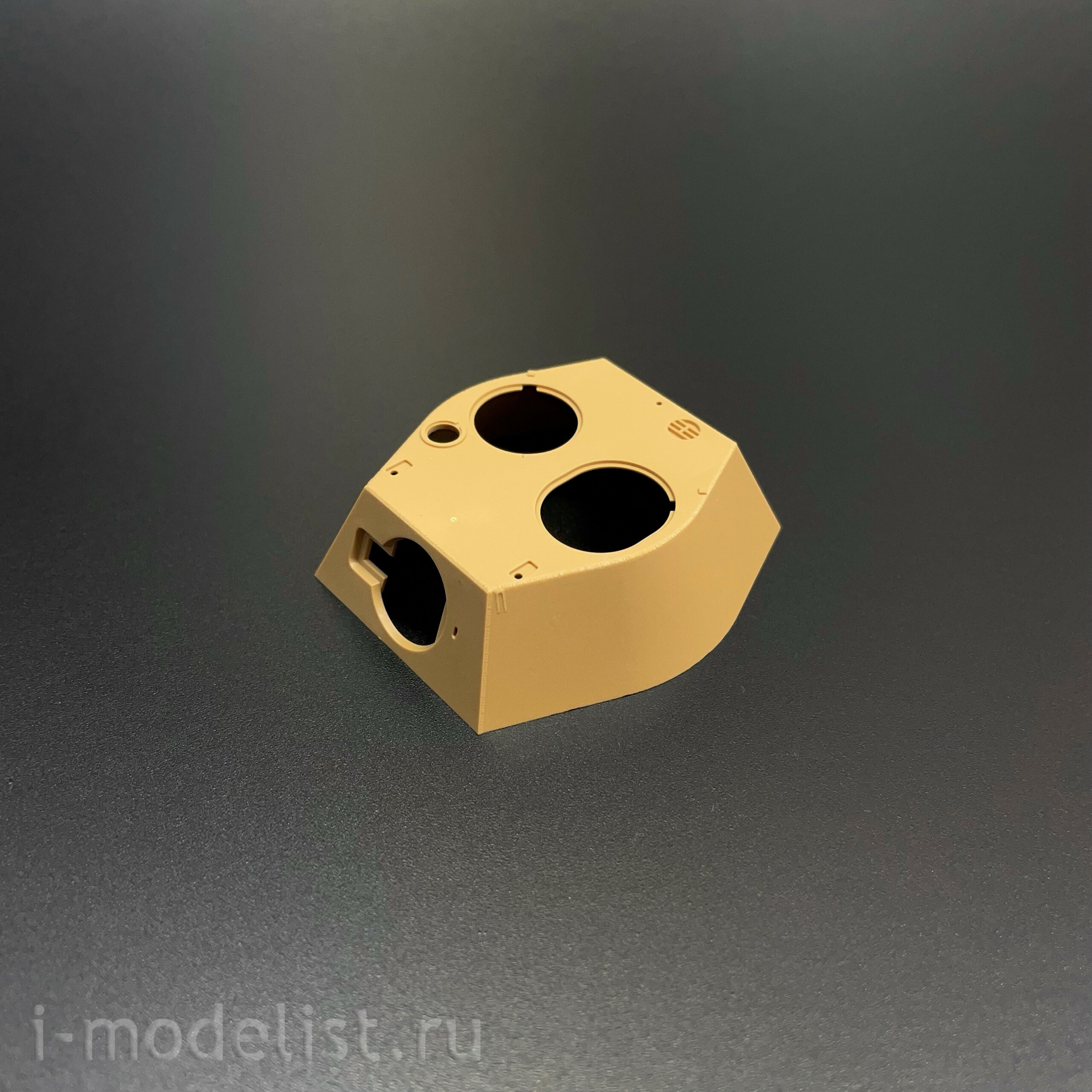RM-5110 Rye Field Model 1/35 Бронеавтомобиль Sd.Kfz.234/2 PUMA с деталями двигателя