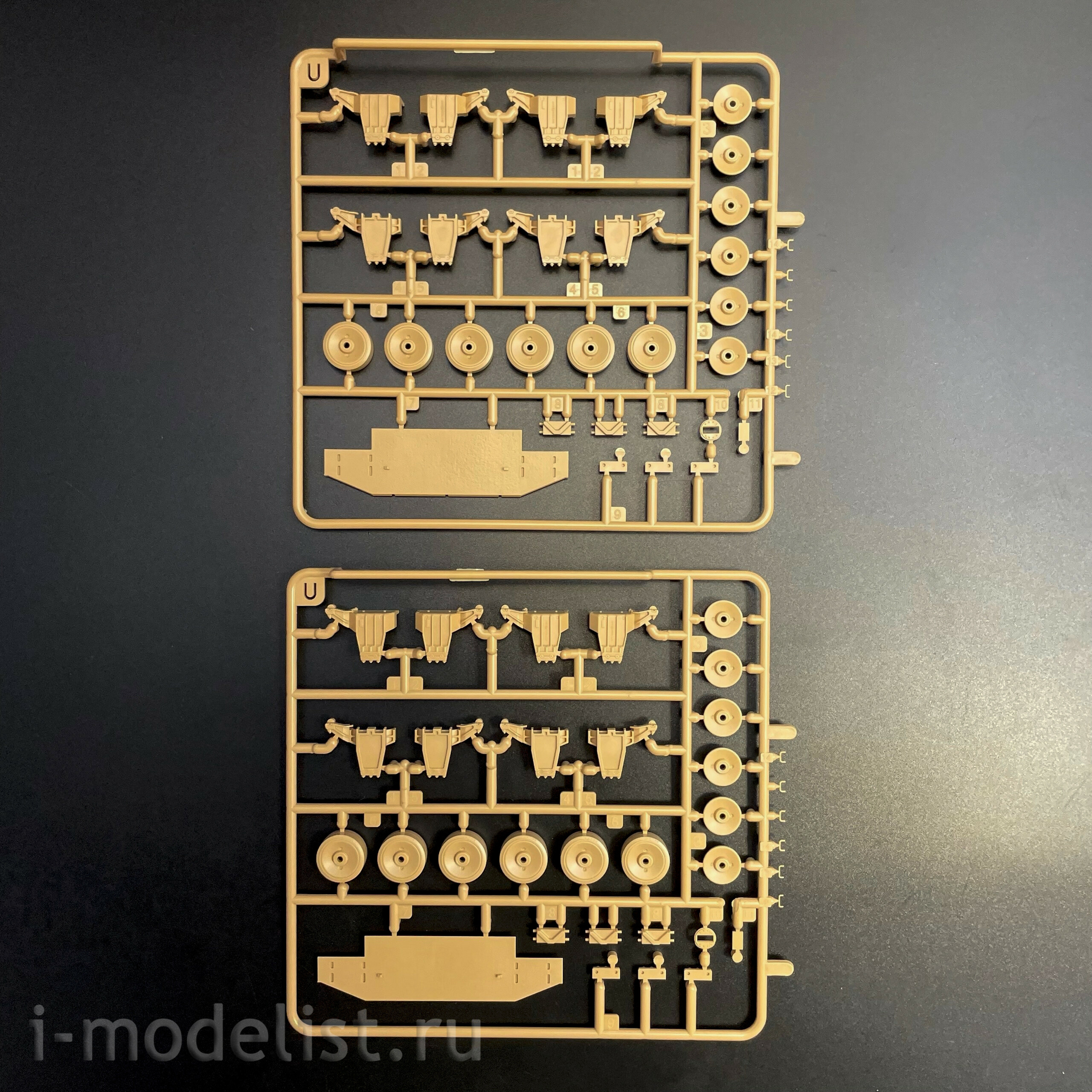 RM-5136 Rye Field Model 1/35 Танк M4A3 Sherman 76W VVSS поздний (UPGRADE-версия с полным интерьером)