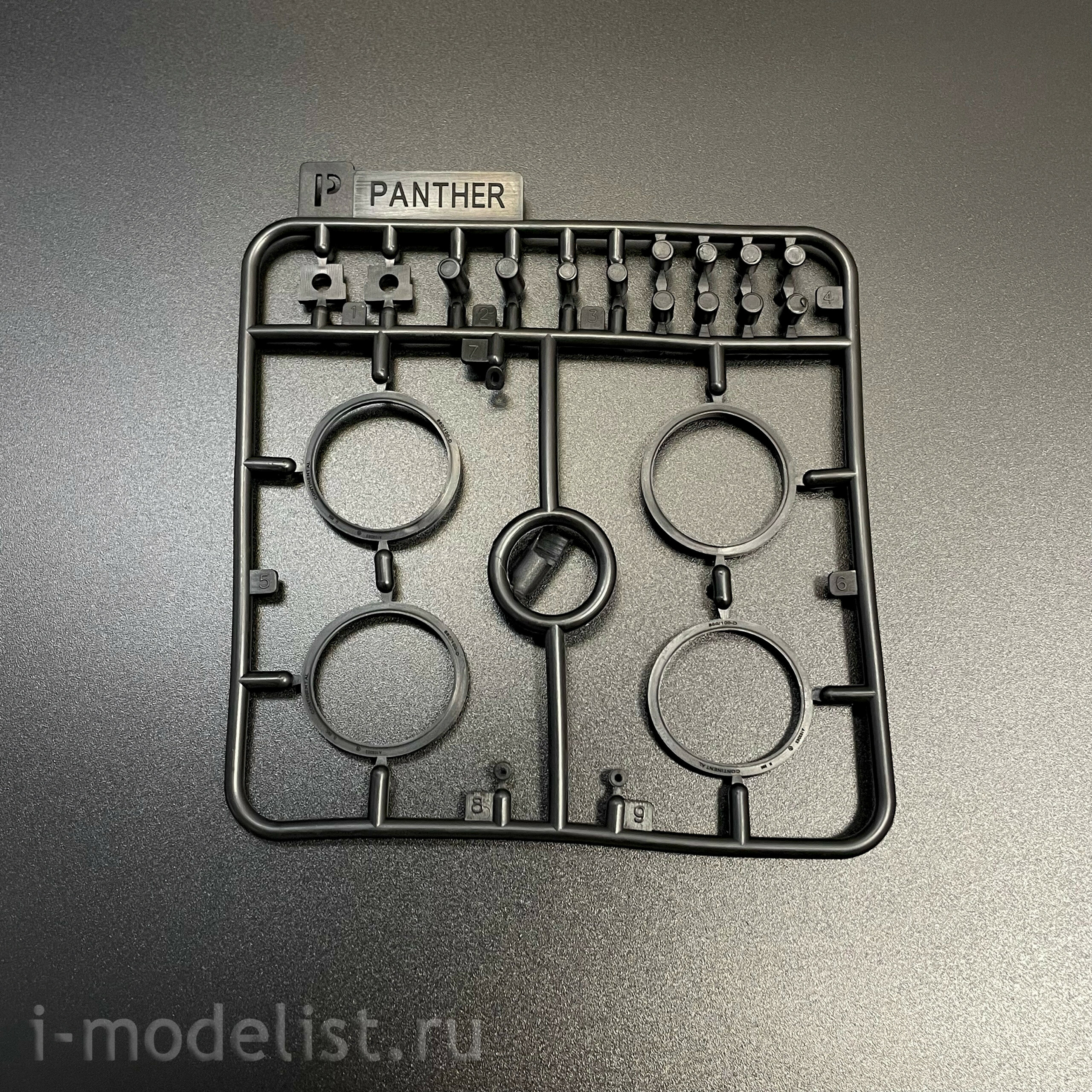 RM-5112 Rye Field Model 1/35 Танк Sd.Kfz.171 Panther G с прибором ночного видения