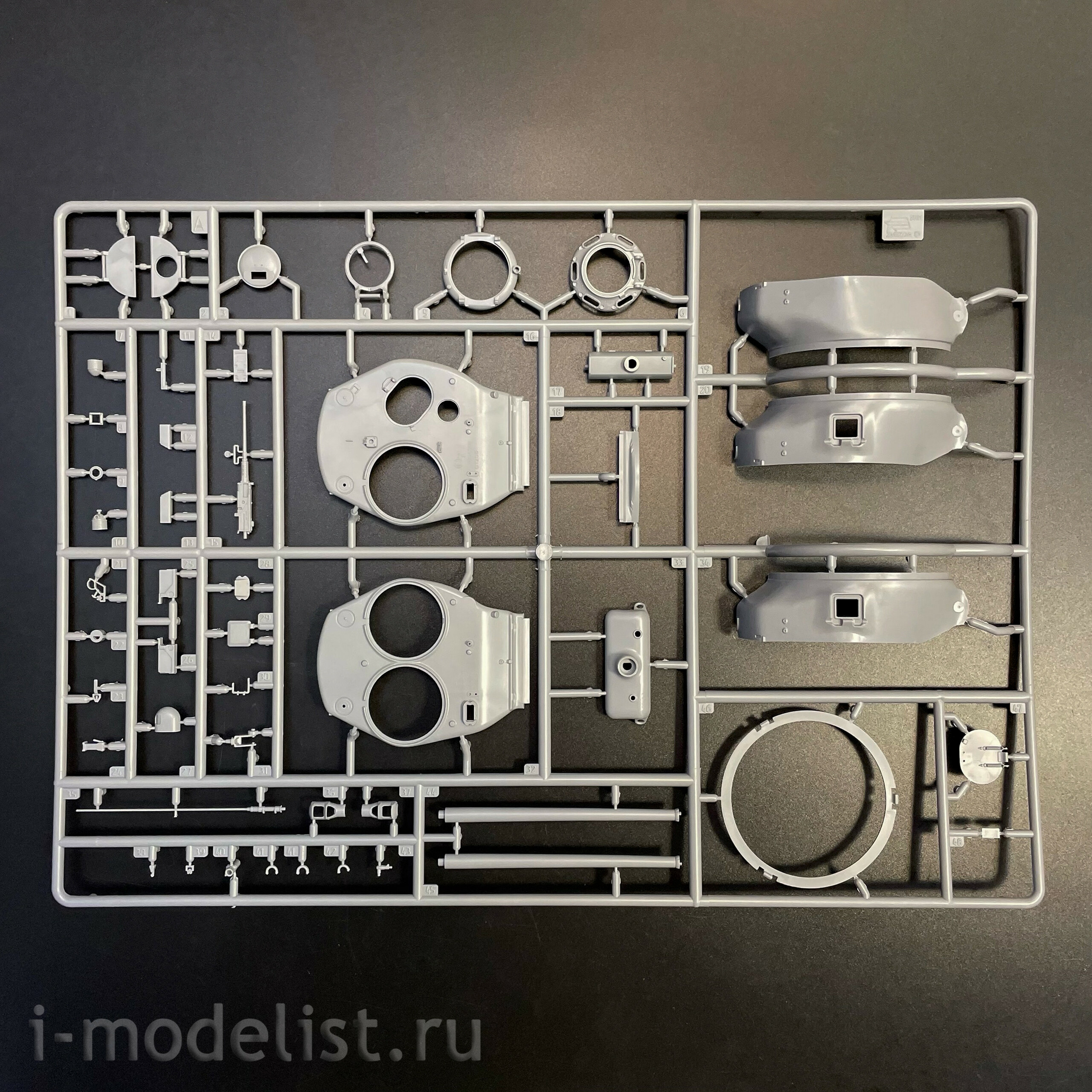 3645ГП Звезда 1/35 Герои Победы. Американский средний танк М4А2 (76) W «Шерман»