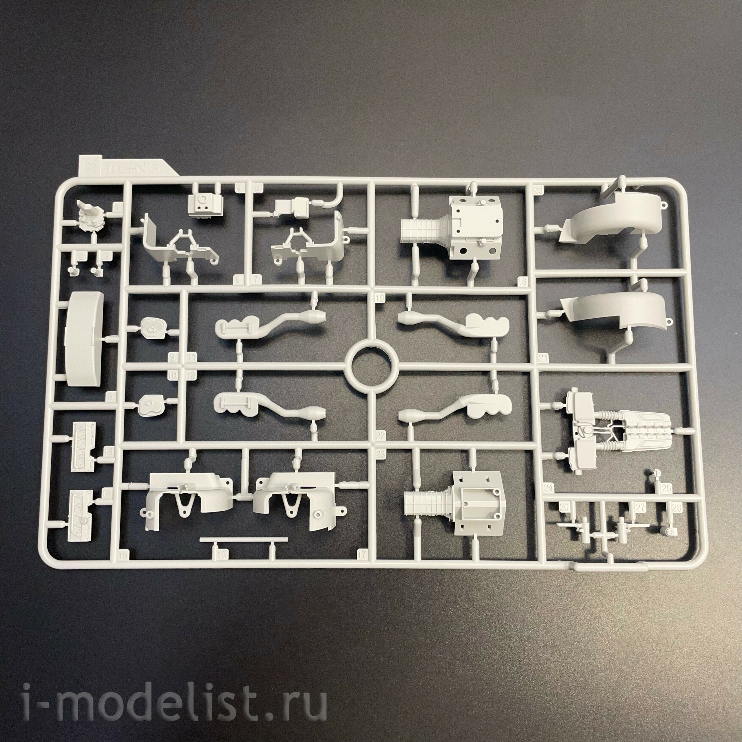 CS-011 Meng 1/24 Немецкий спортивный автомобиль R8 LMS GT3 EVO II B-Quik Absolute Racing
