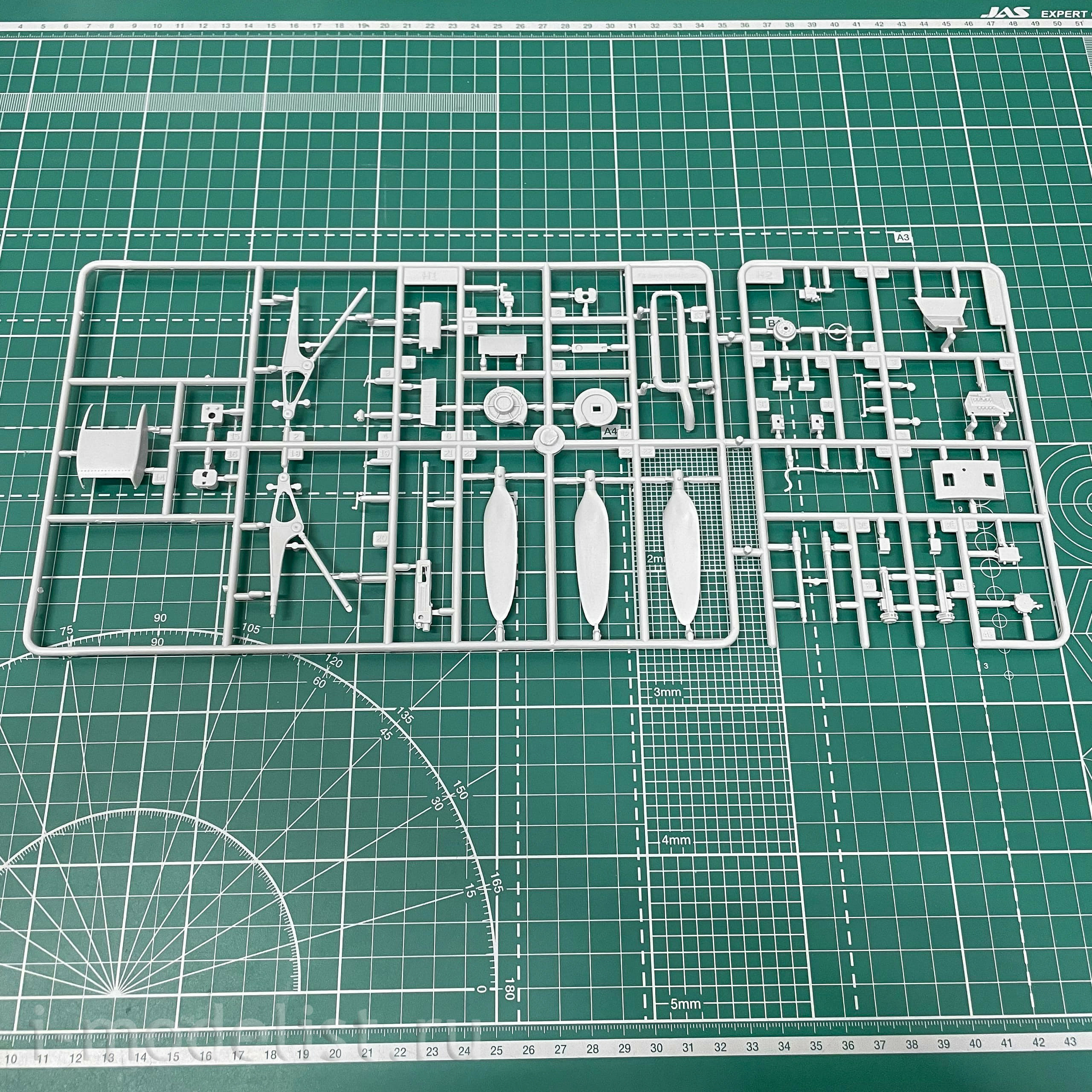 02408 Трубач 1/24 Самолет Messerschmitt Bf109 G-6 поздняя версия