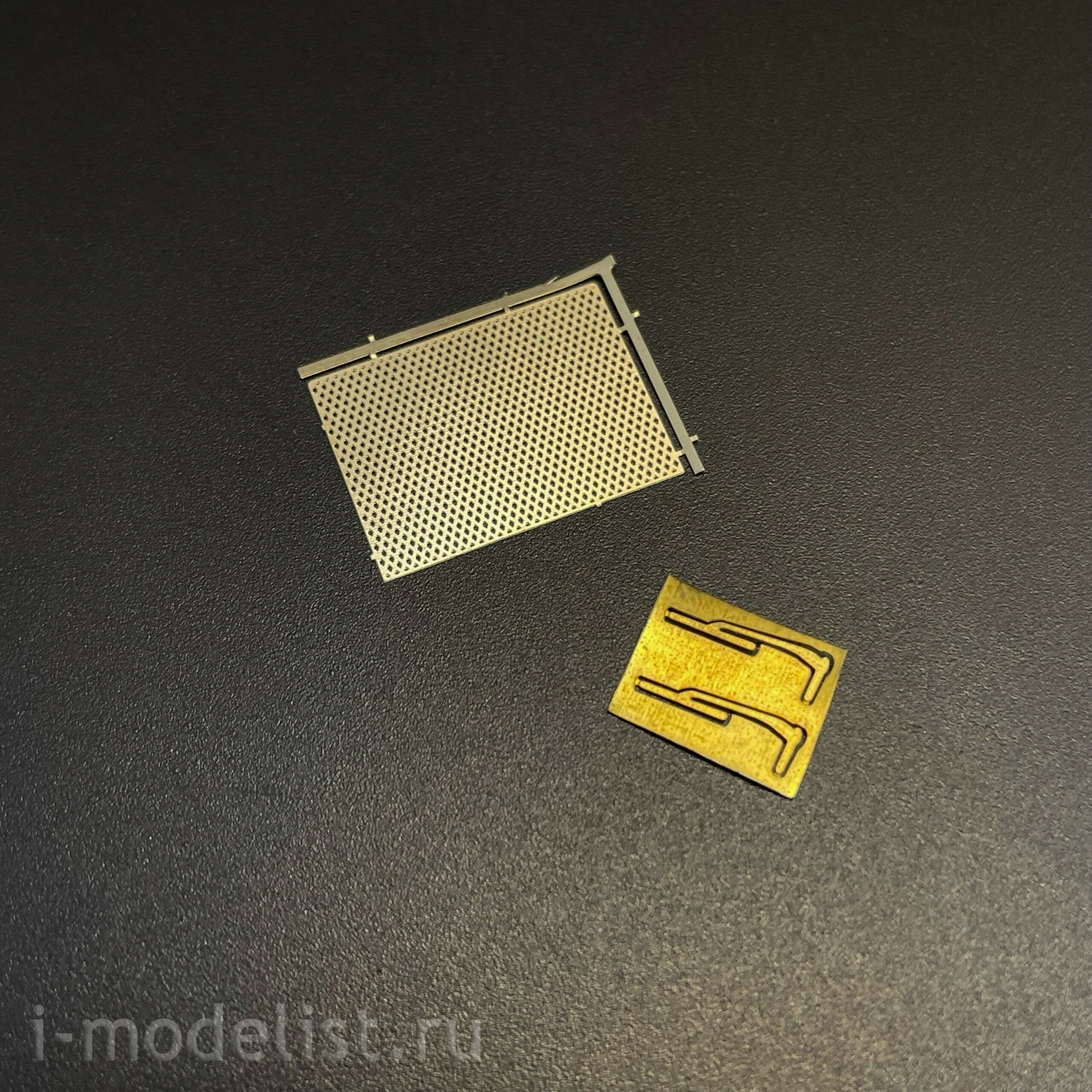 1642AVD AVD Models 1/43 Нами 058Т
