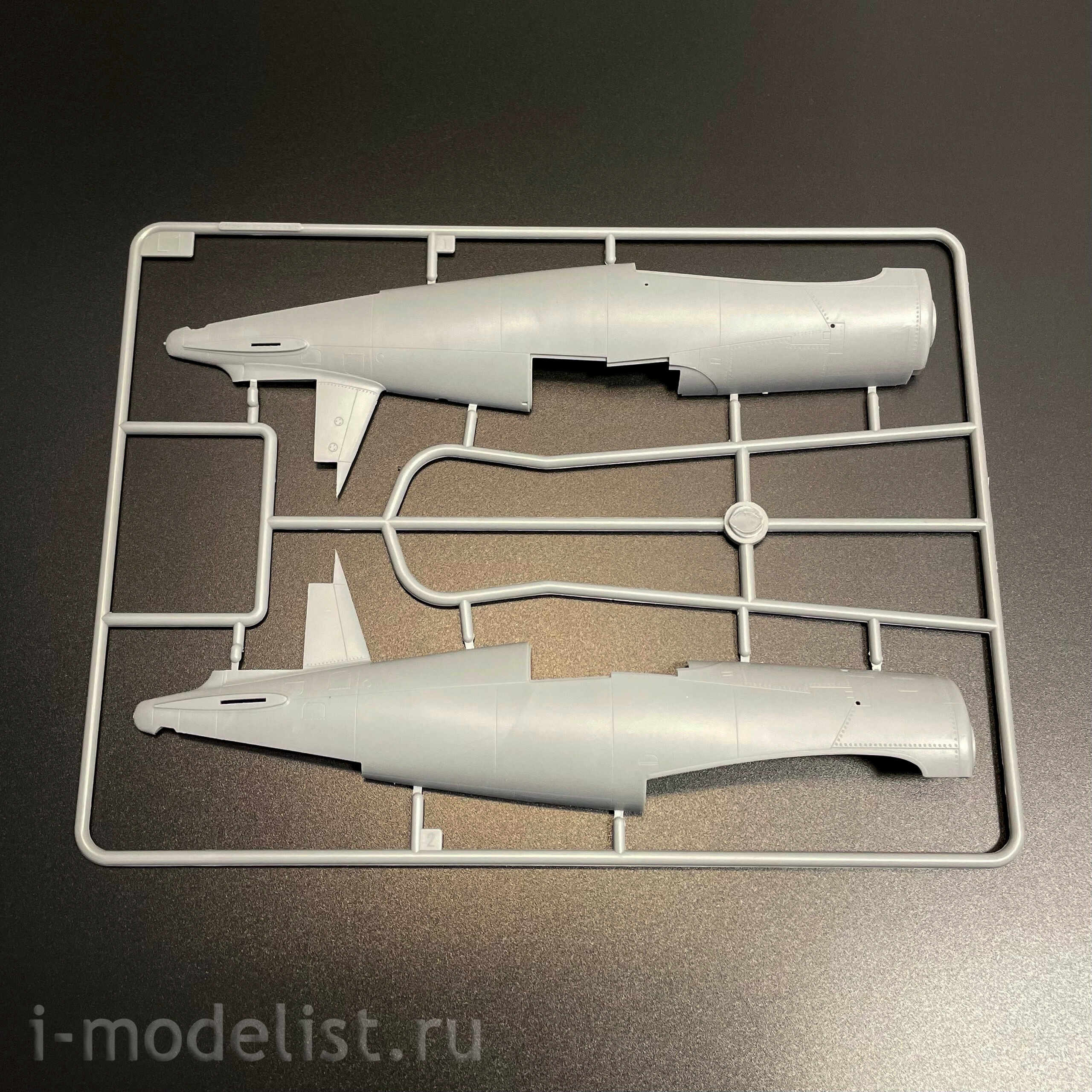 80385 HobbyBoss 1/48 Истребитель F4U-2 Corsair