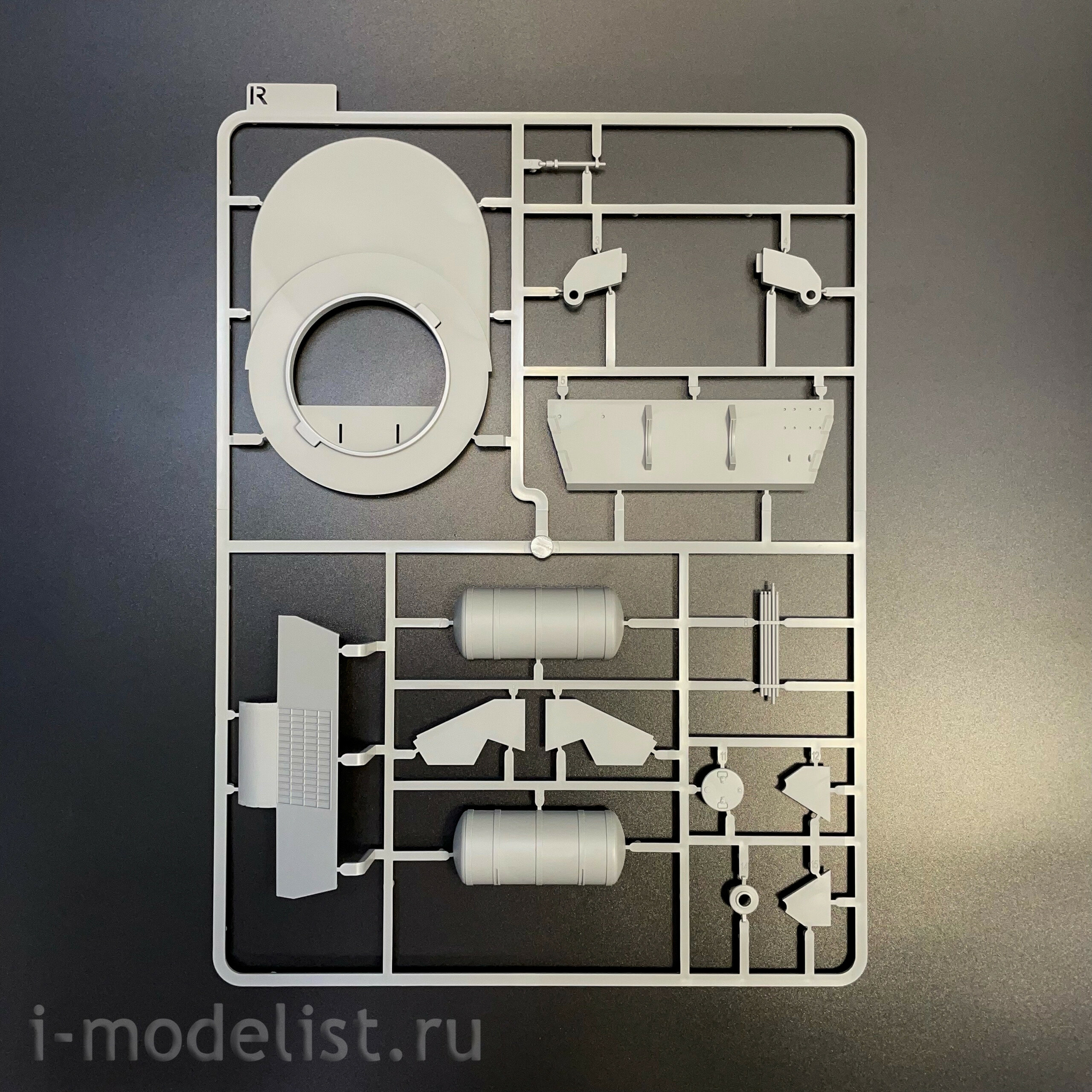 2187 Takom 1/35 Проектный танк VK 100.01 (P) K3382