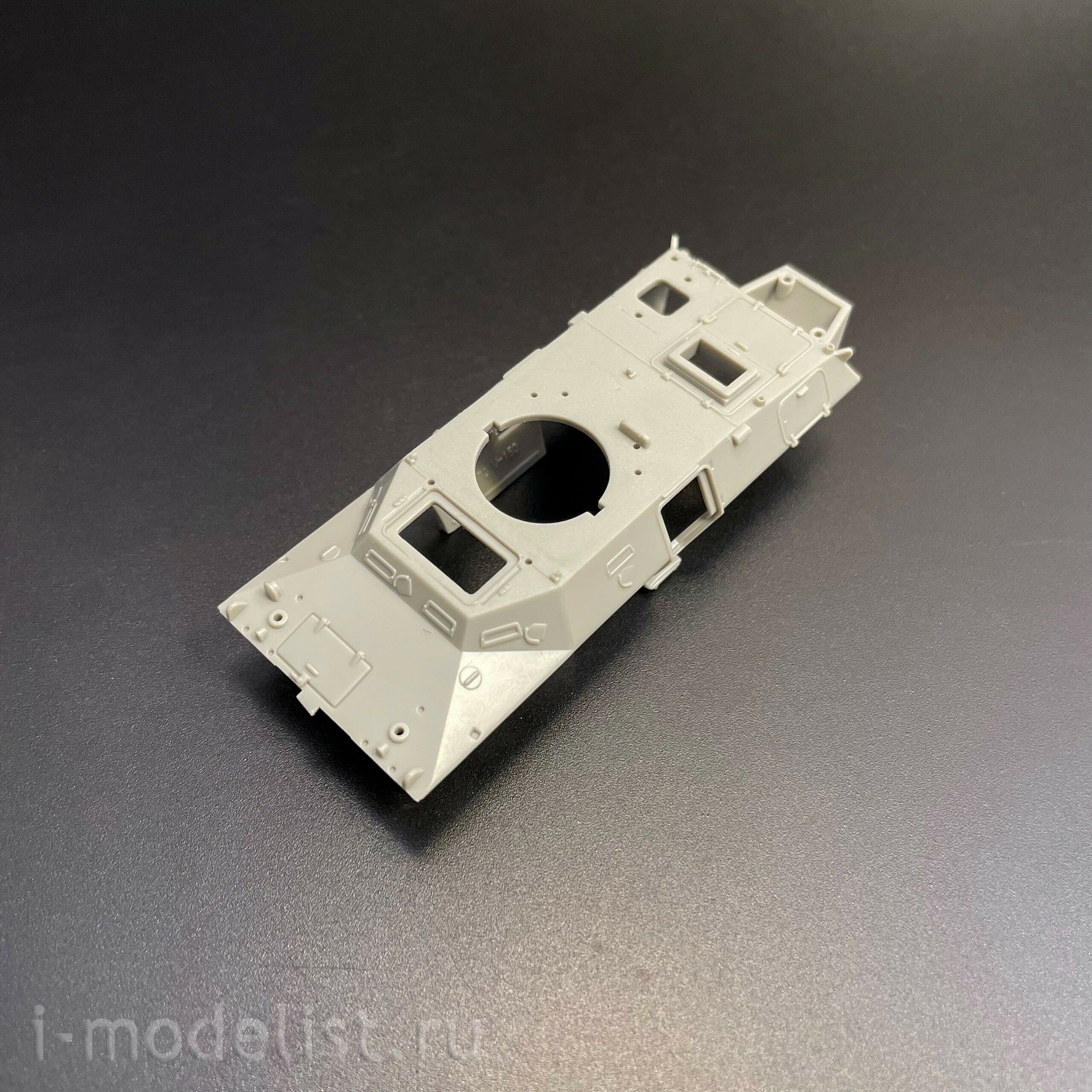 07440 Трубач 1/72 Американский бронетранспортер M706 Commando