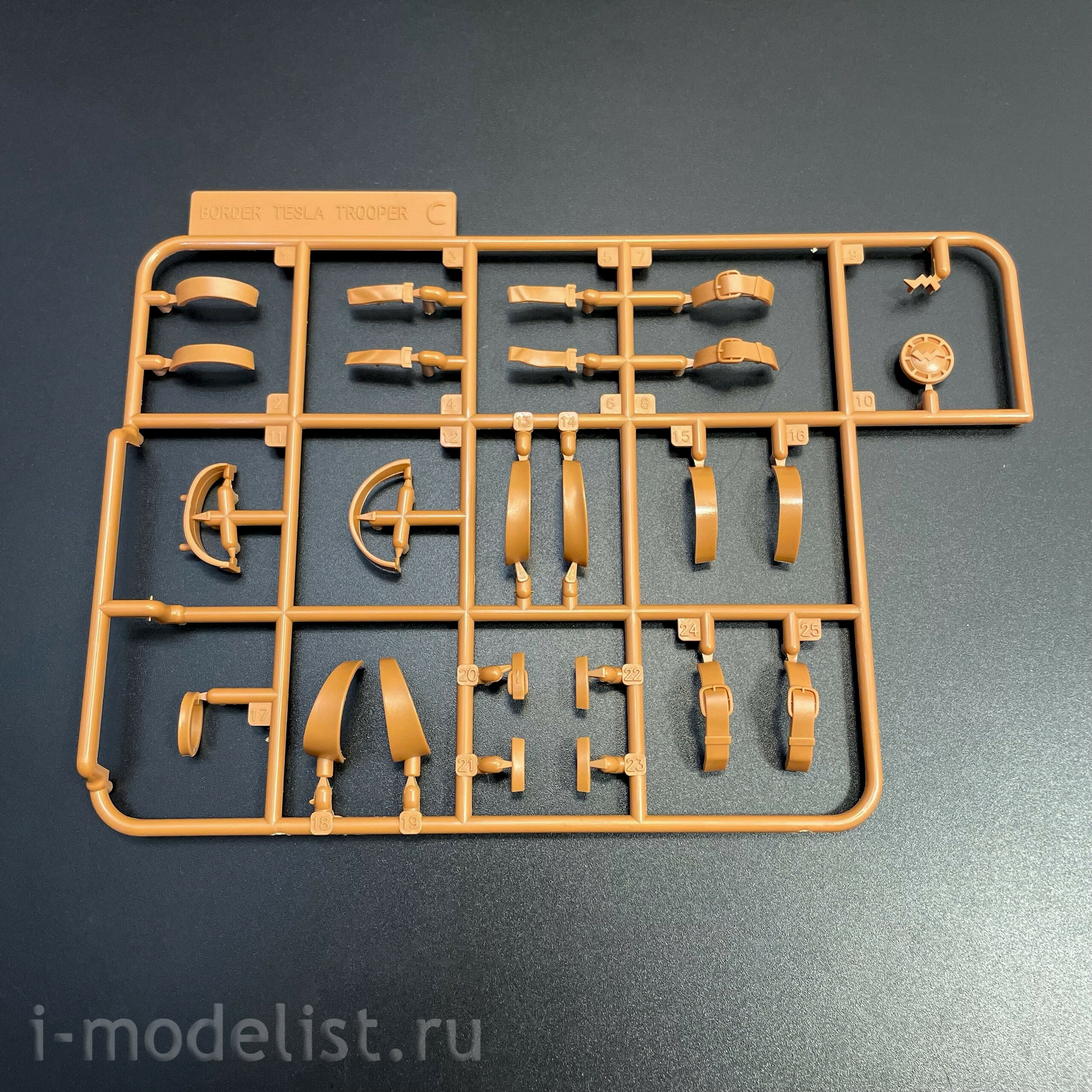 BA-001 Border Model 1/12 Тесла-боец (Tesla Trooper)