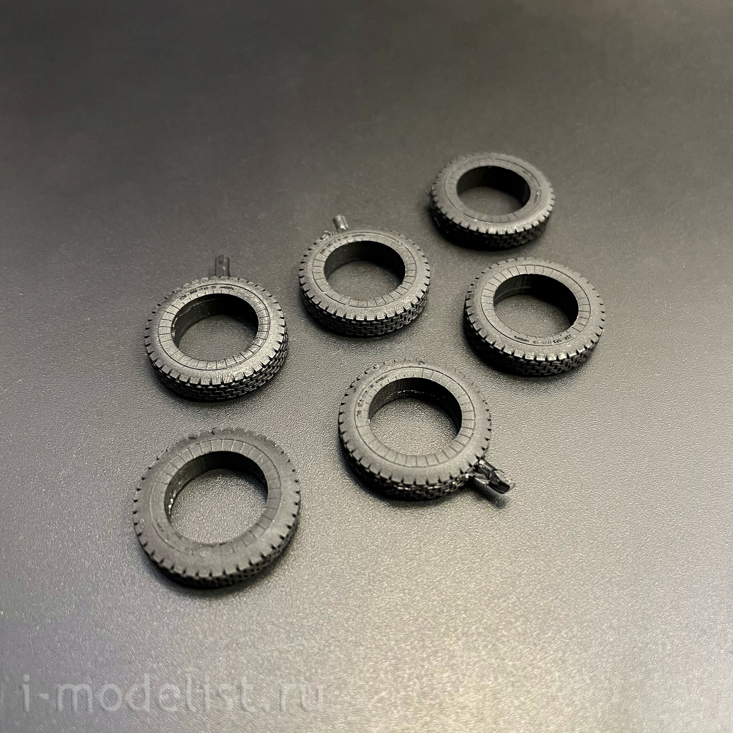 1653AVD AVD Models 1/43 АШП-6 (51)