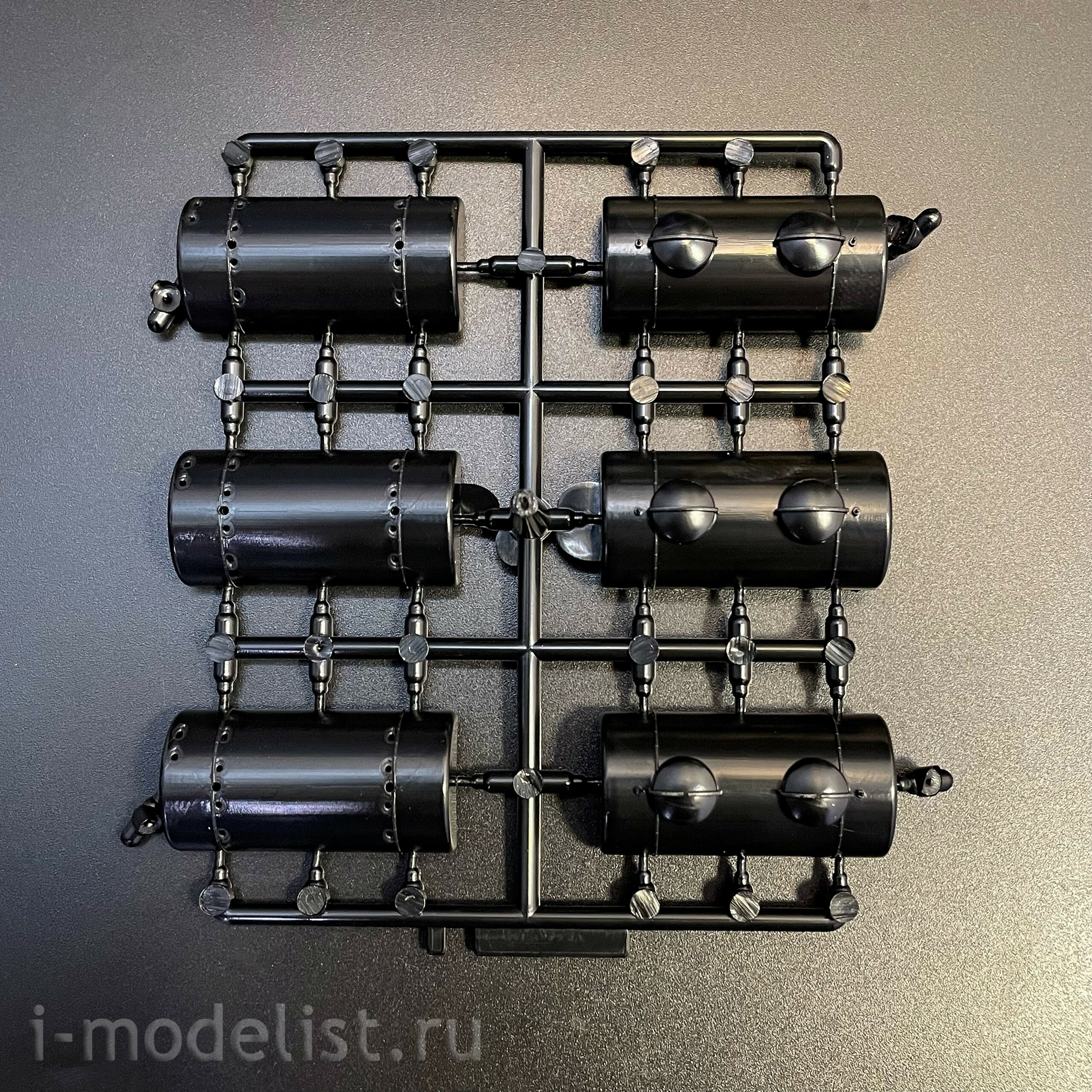 1664AVD AVD Models 1/43 Автофургон 