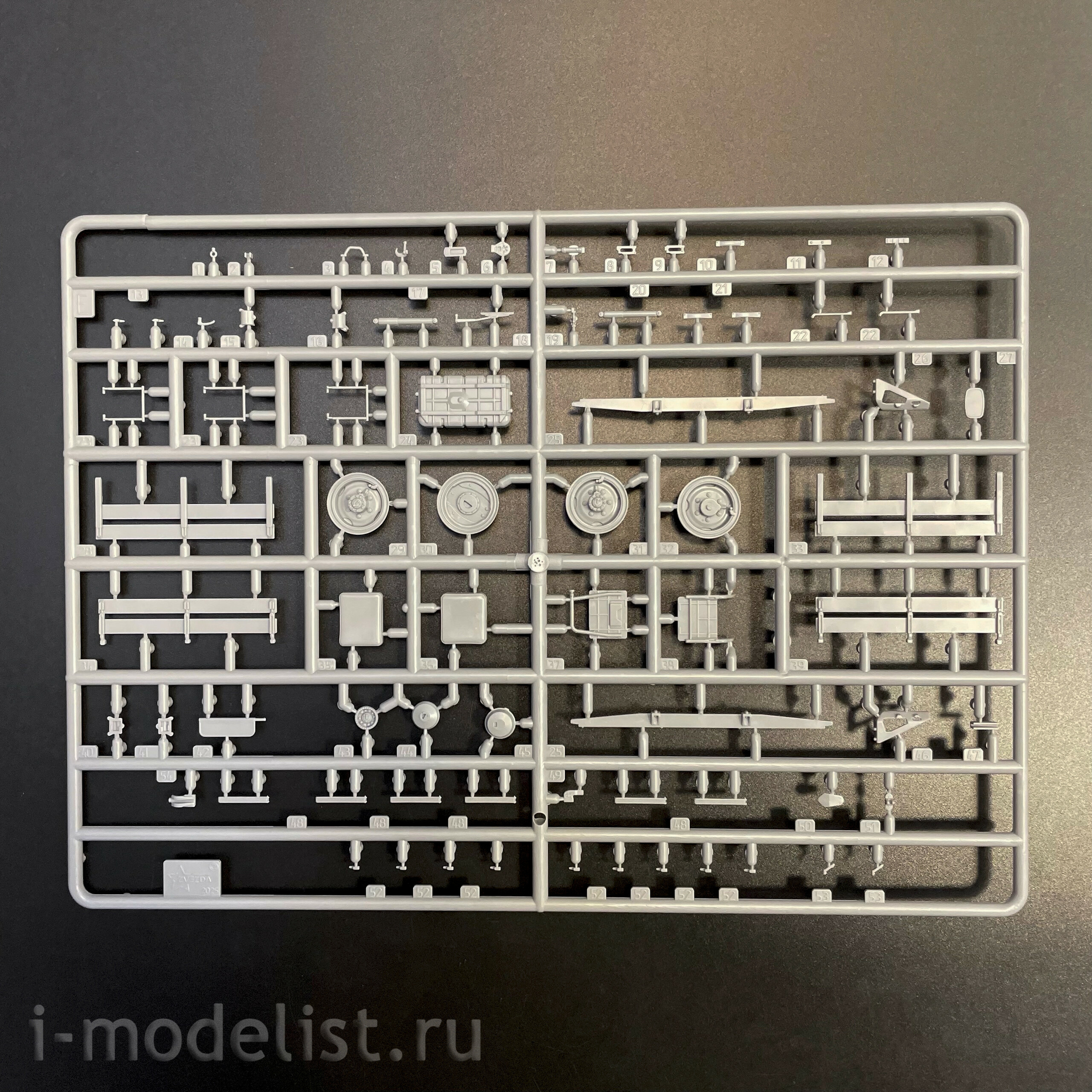 3707 Звезда 1/35 ПРЕДЗАКАЗ Советский грузовой автомобиль ГАЗ-66
