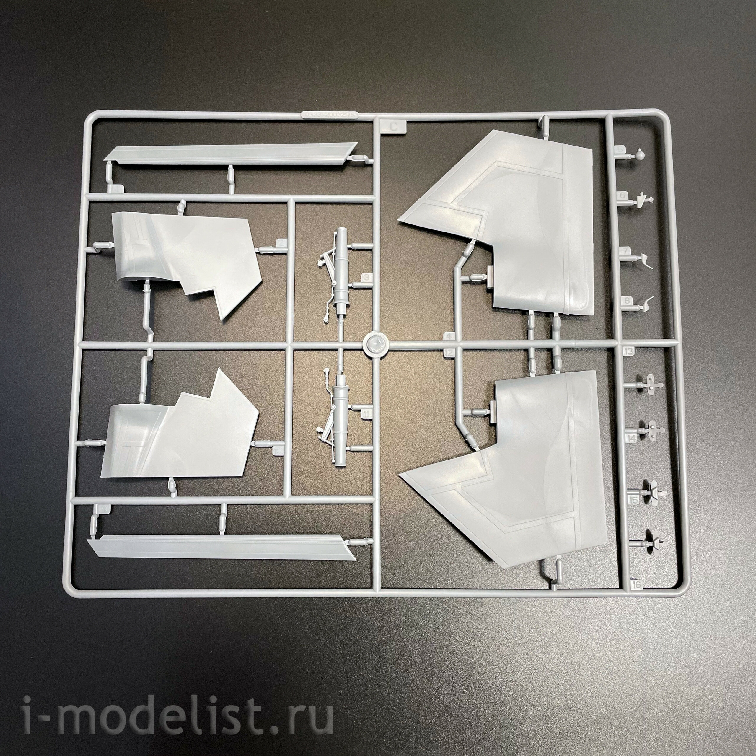 03231 Трубач 1/32 Истребитель F-35A Lightning