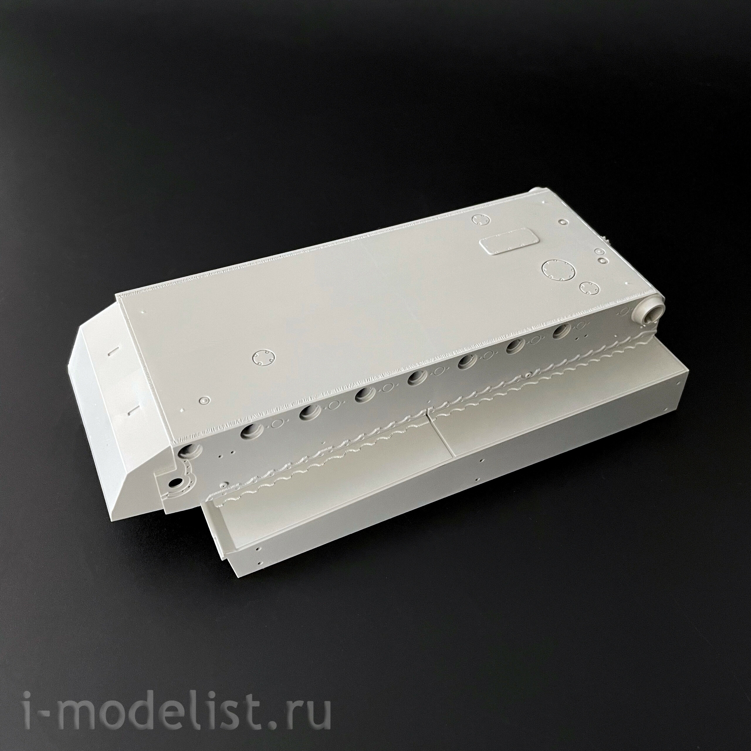 2198 Takom 1/35 Немецкий тяжёлый танк Sd.Kfz. 181 Pz.Kpfw.VI Ausf.E Tiger I (средний) с Zimmerit