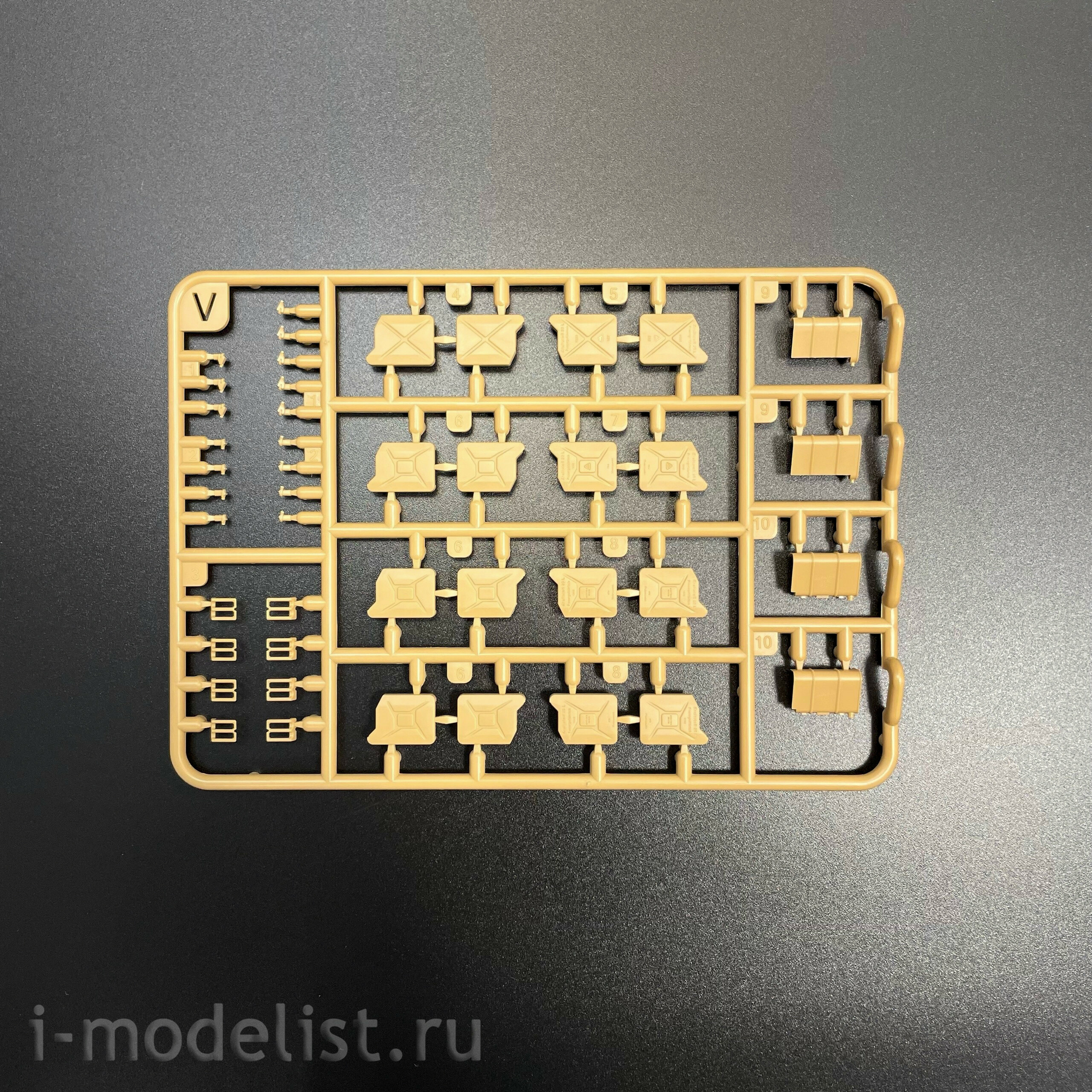 RM-5110 Rye Field Model 1/35 Бронеавтомобиль Sd.Kfz.234/2 PUMA с деталями двигателя