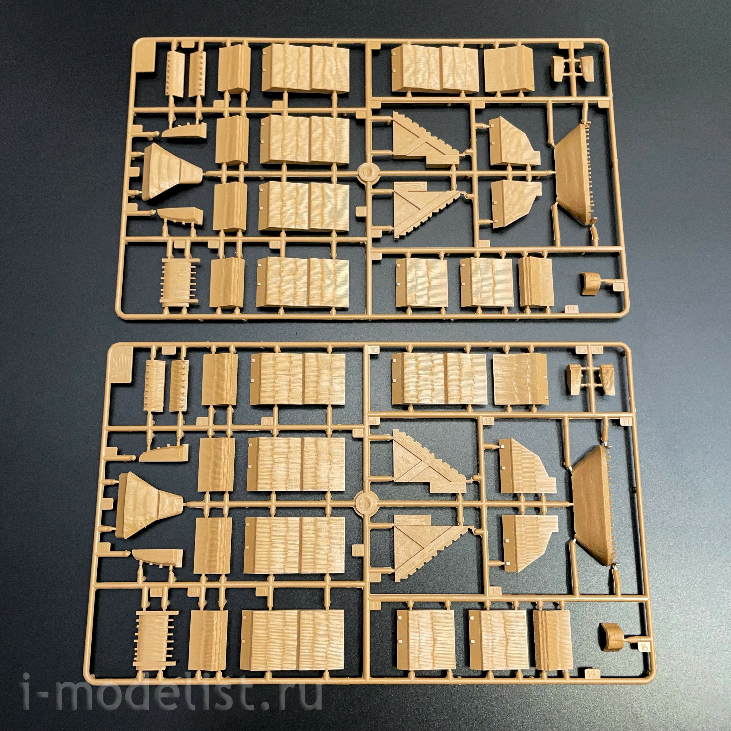 8532 Звезда 1/72 Дом с соломенной крышей