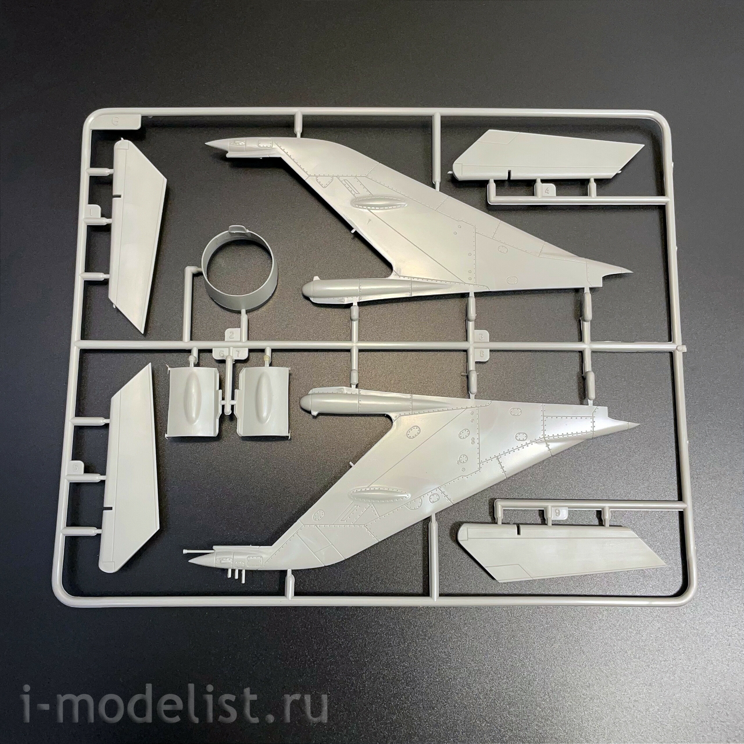 02216 Трубач 1/32 Китайский самолёт F-7 II