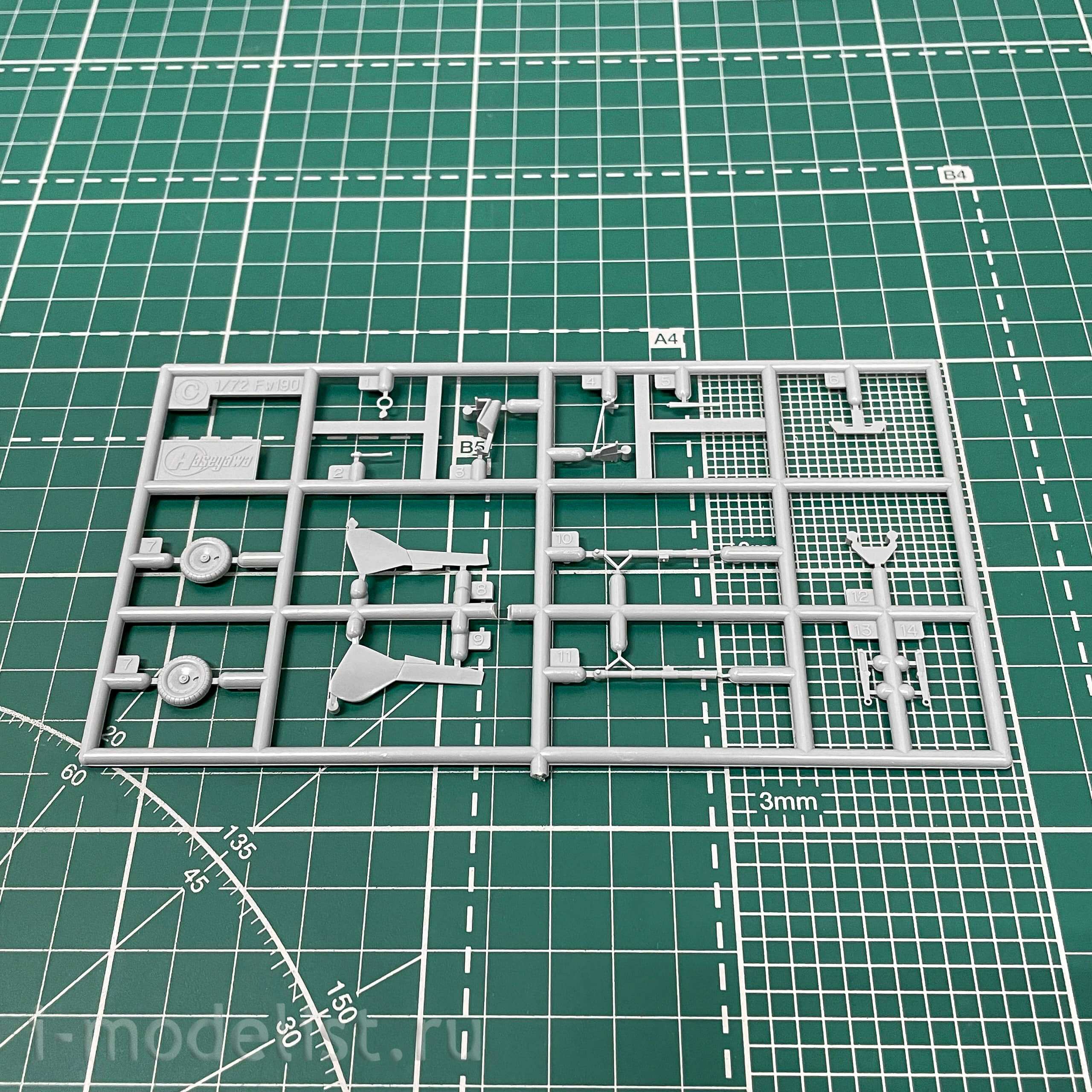 02193 Hasegawa 1/72 Самолёты Ta.154 A-1 и Fw-190A-8