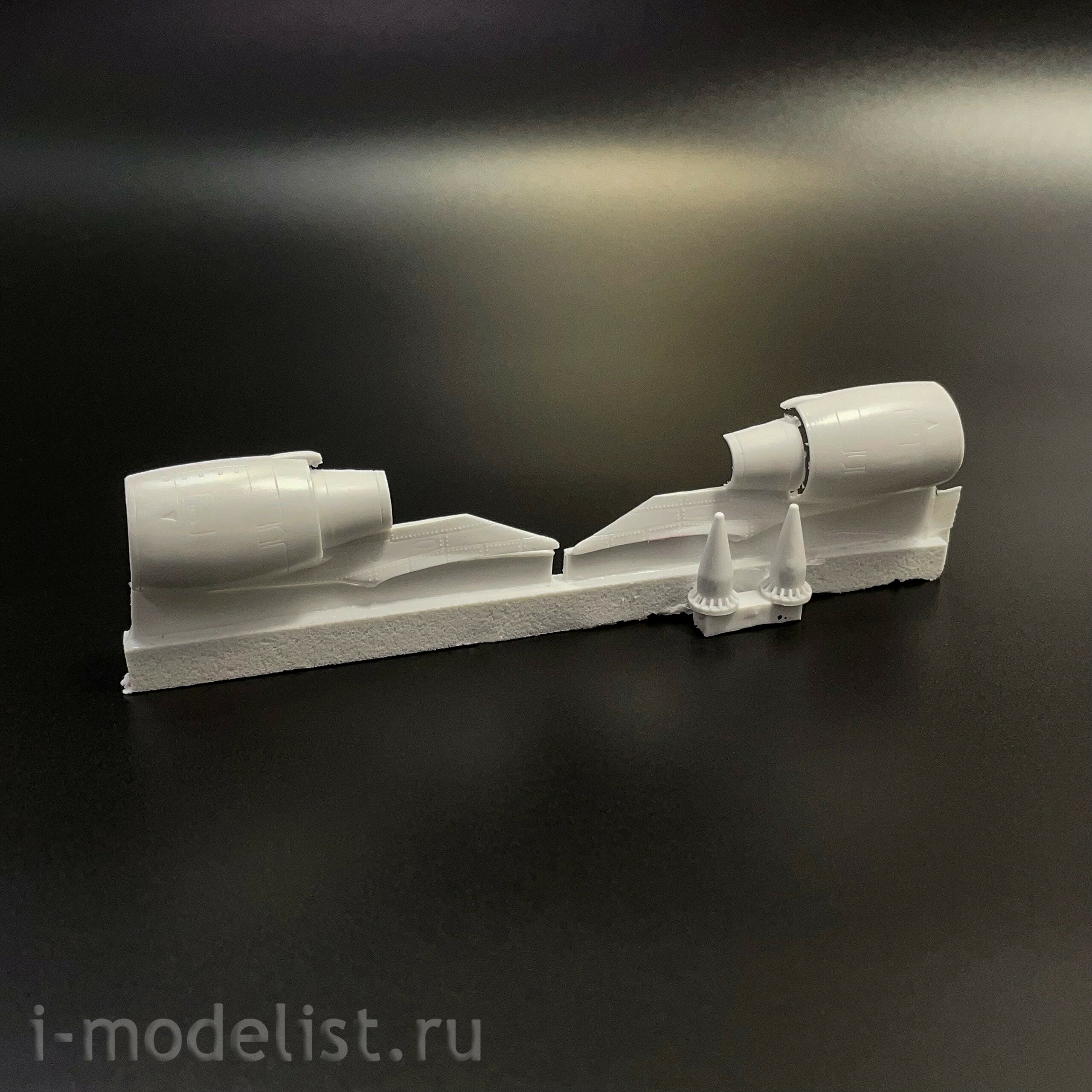 CF6-80 PasModels 1/144 Комплект двигателей для модели A-330 General Electric CF6-80 (Звезда)