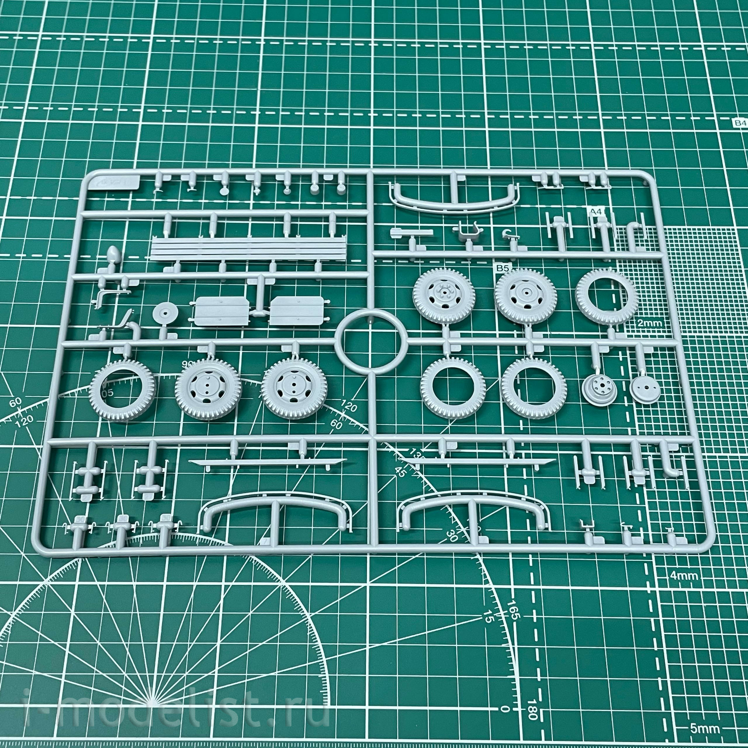35596 ICM 1/35 БМ-13-16 на шасси G7107 с советским расчетом