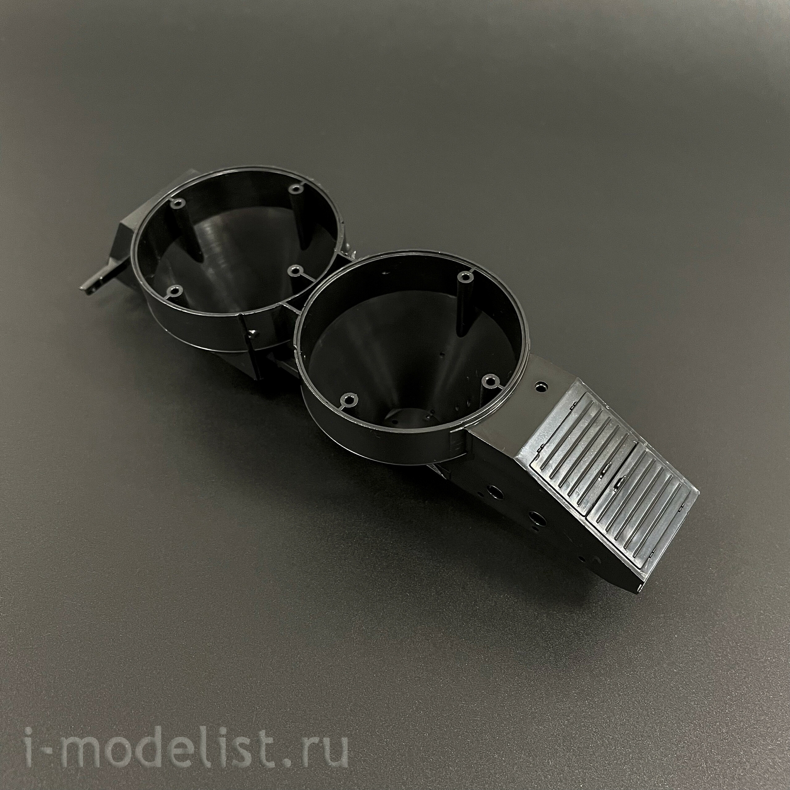 7077AVD AVD Models 1/43 Автомобиль 130В1 с полуприцепом-муковозом К4-АМГ