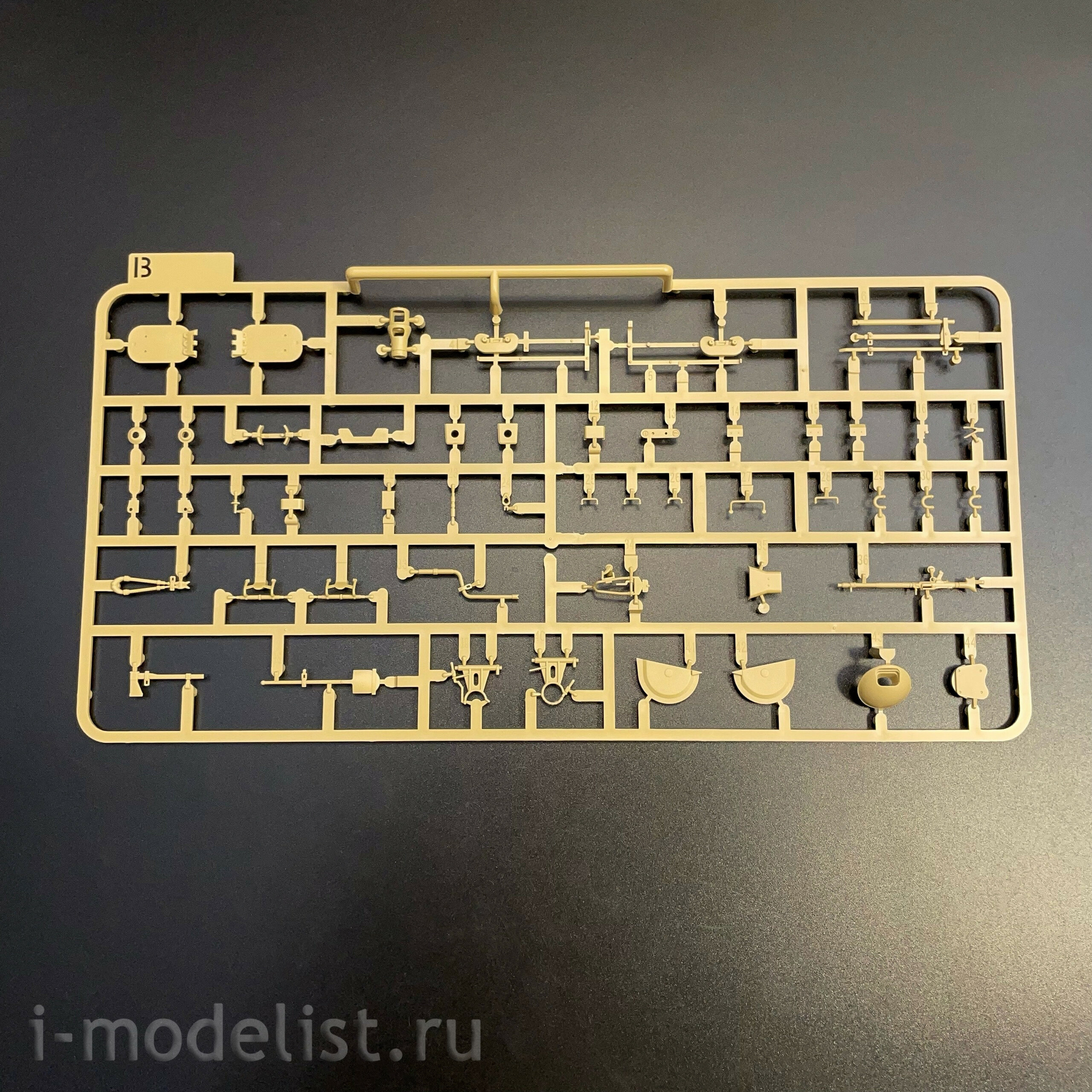 35001 Takom 1/35 Немецкий танк Panther Ausf.G, поздний SuperBlitz