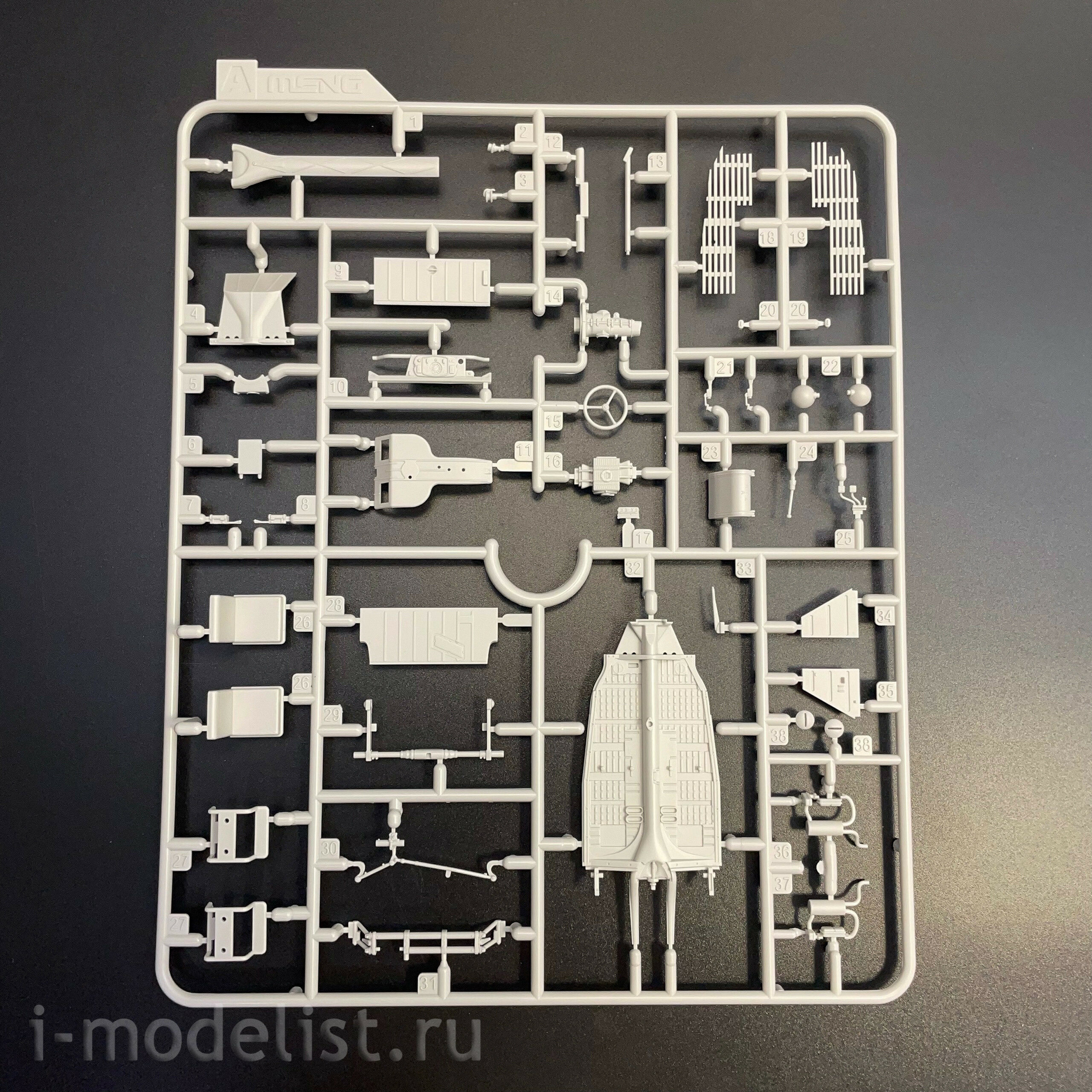 VS-015 Meng 1/35 Немецкий Pahnkw.K1 Kübelwagen Тип 82 (Северная Африка)