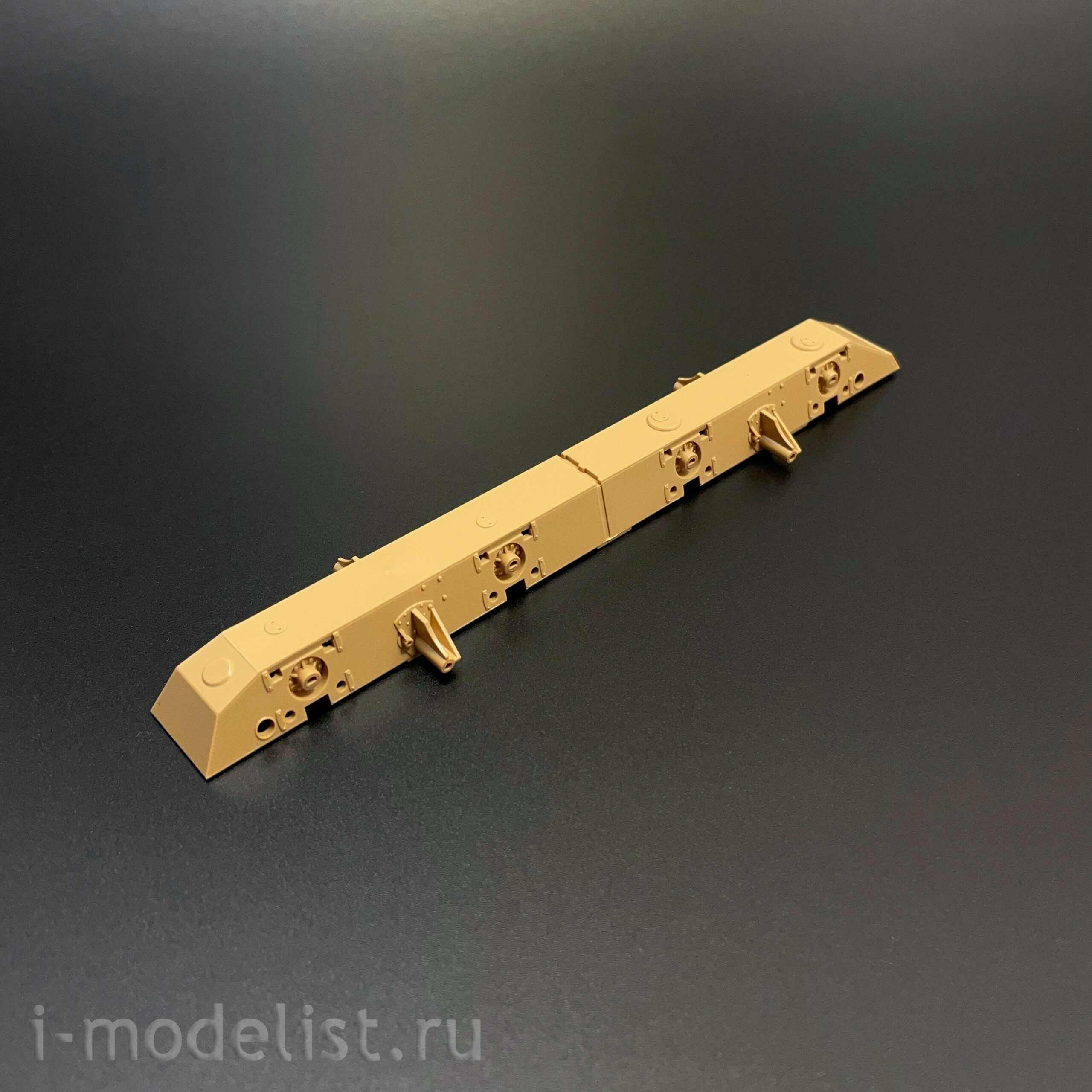 RM-5110 Rye Field Model 1/35 Бронеавтомобиль Sd.Kfz.234/2 PUMA с деталями двигателя