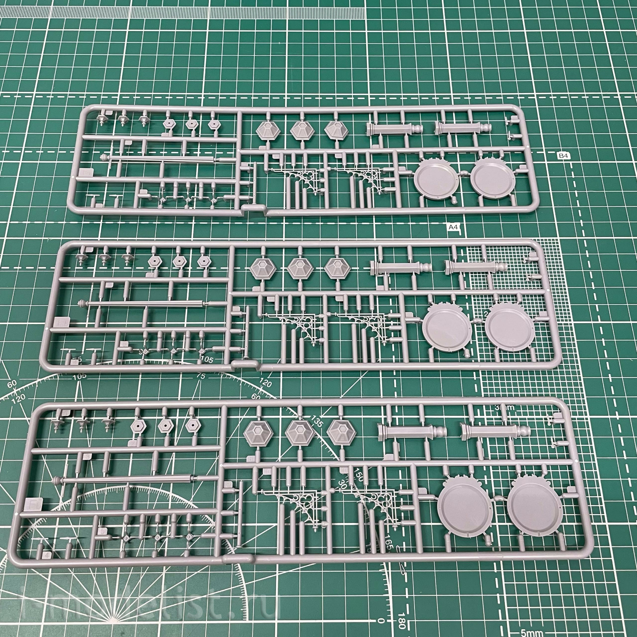 35639 MiniArt 1/35 Уличные аксессуары с фонарями и часами