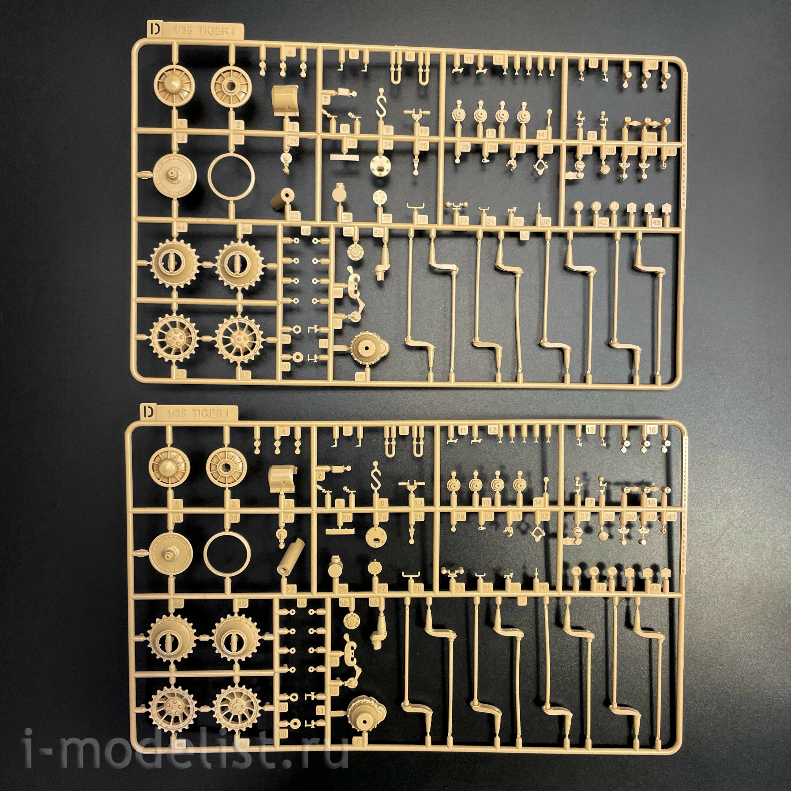 RM-5130 Rye Field Model 1/35 Pz.Kpfw. VI Ausf. E Tiger I ранний (Стандартная версия с полным интерьером)