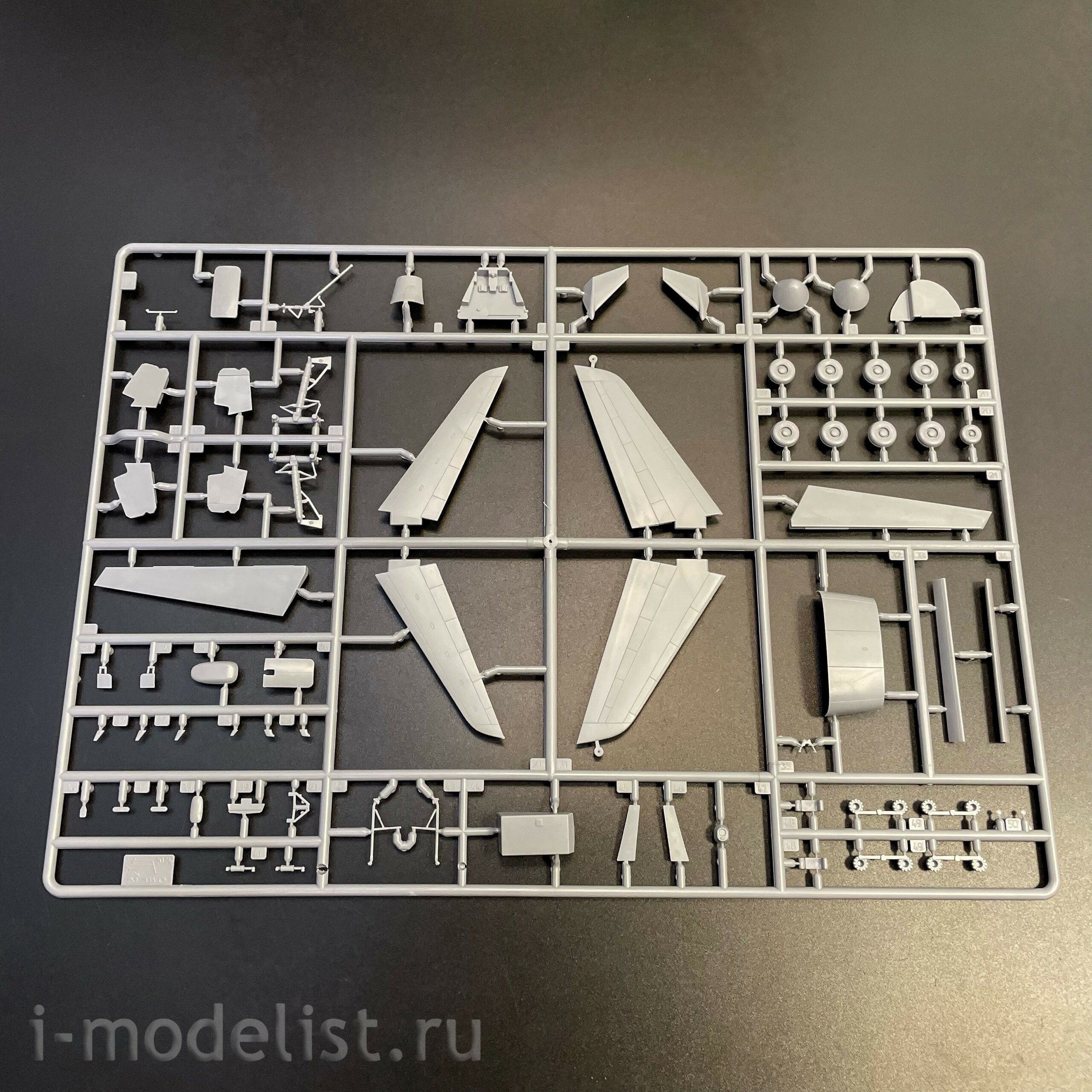7047 Звезда 1/144 Пассажирский авиалайнер Аэробус А330-200