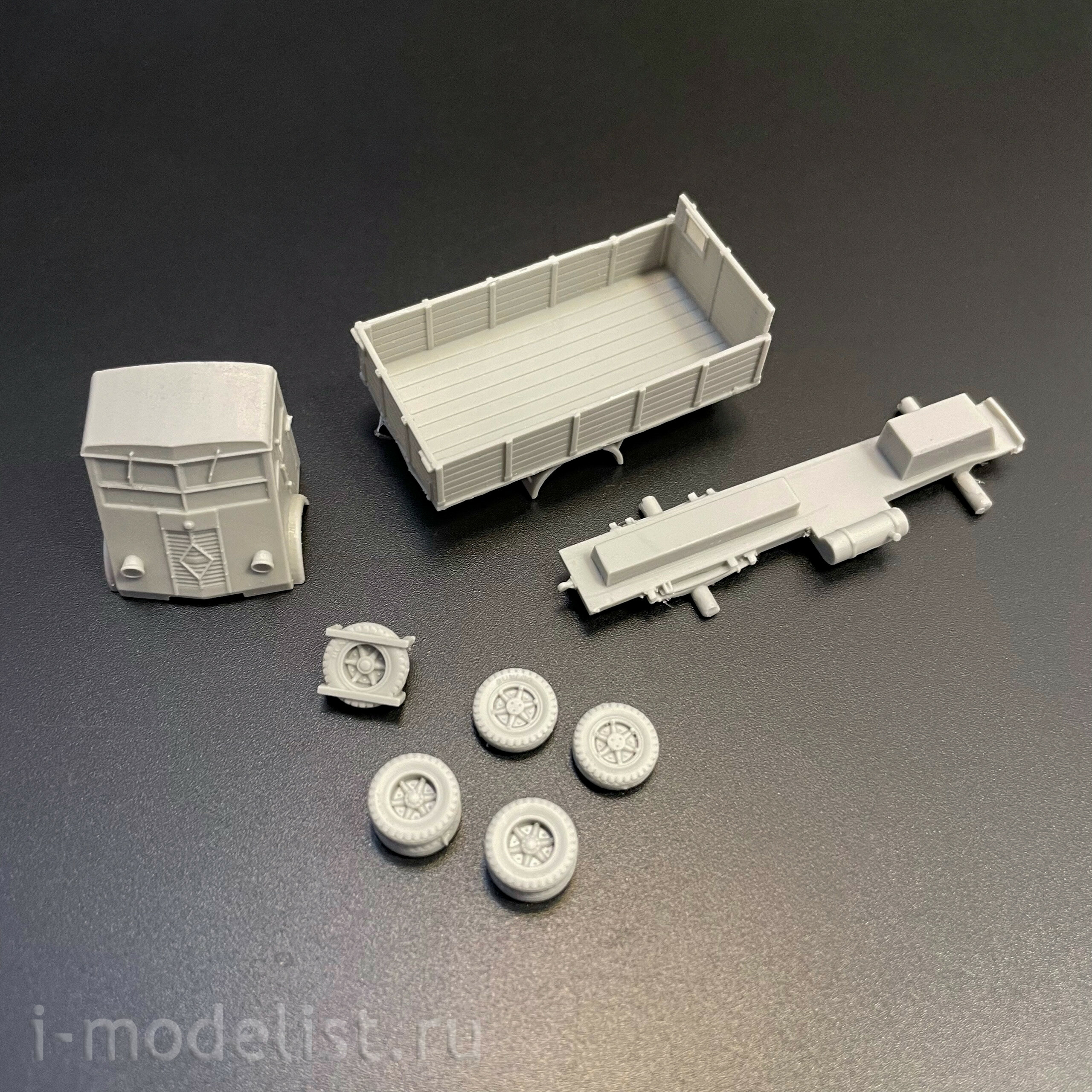 100282 Zebrano 1/100 Французский грузовой автомобиль Renault AHN вар. 3