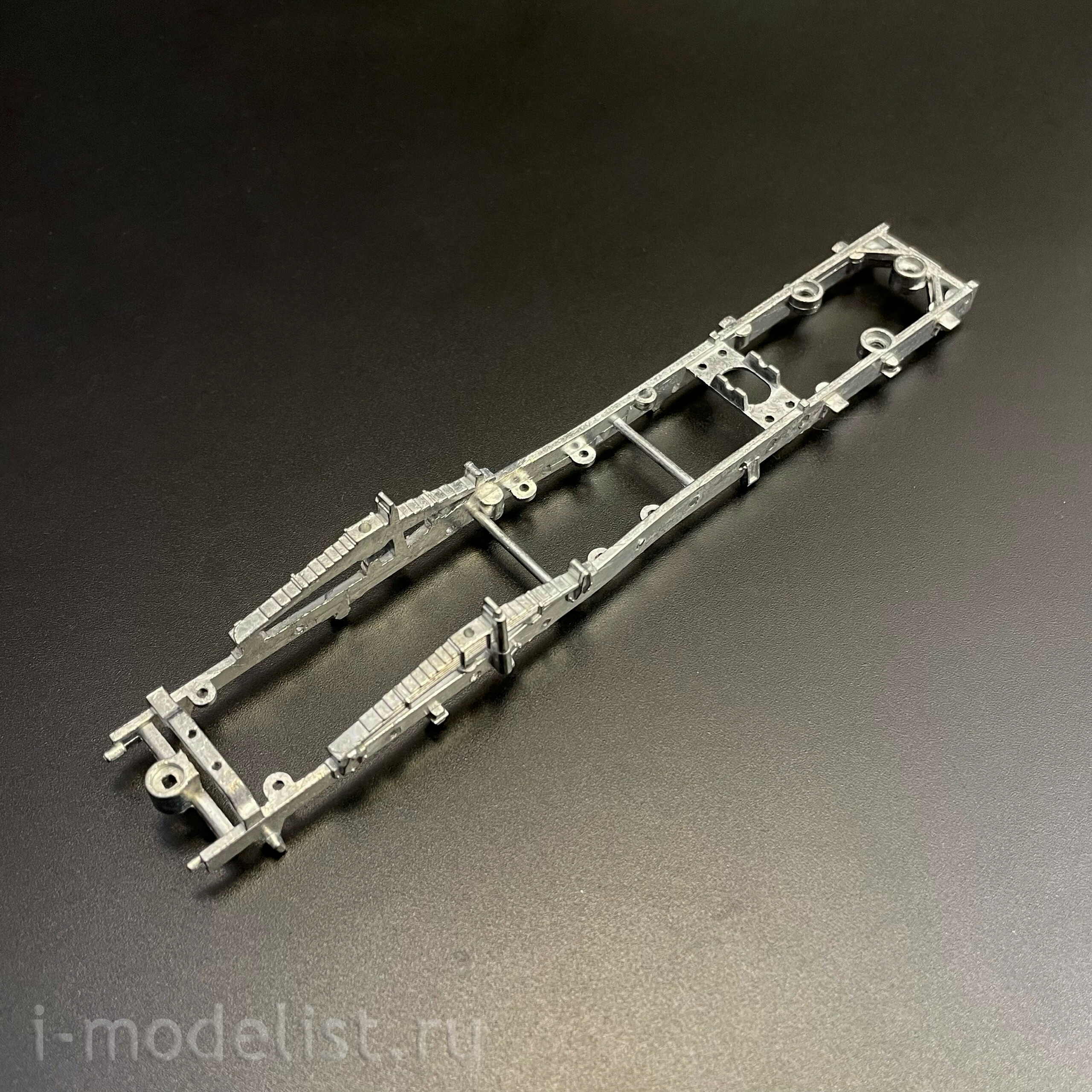 1663AVD AVD Models 1/43 Самосвал КАЗ-4540
