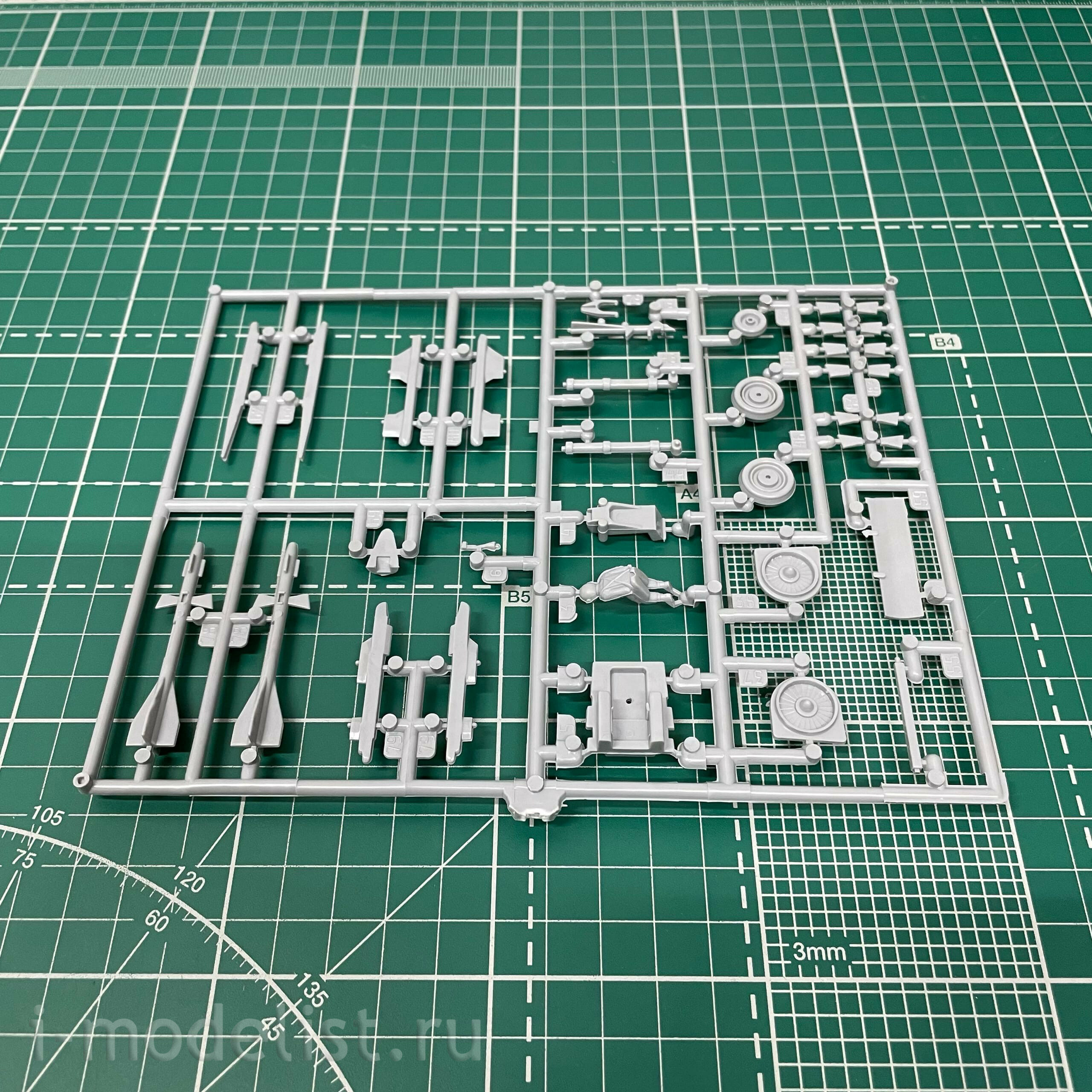 7206 Звезда 1/72 Советский истребитель завоевания превосходства в воздухе Су-27