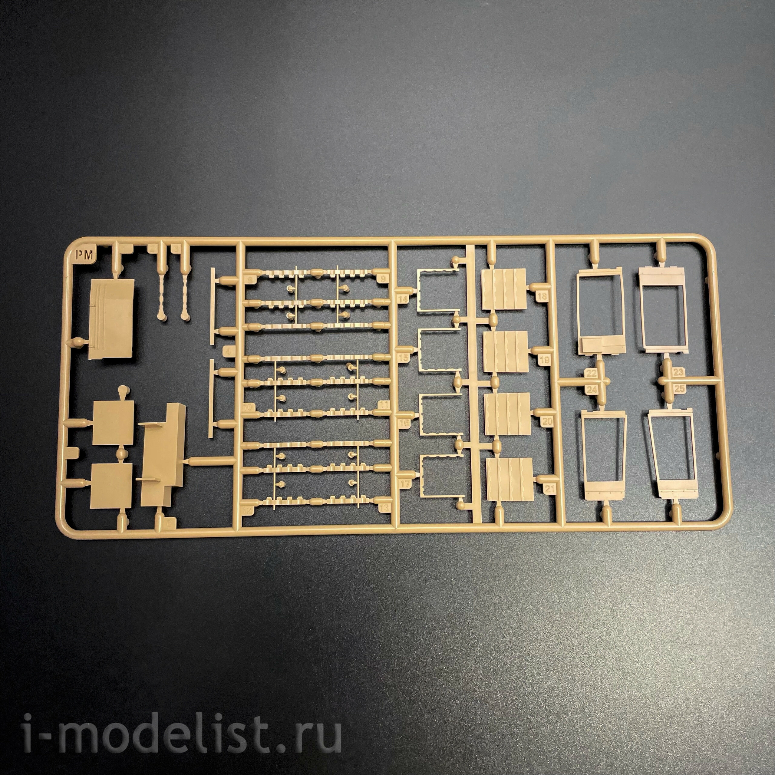 RM-5131 Rye Field Model 1/35 Pz.Kpfw. VI Ausf. E Tiger I ранний (Upgrade-версия с полным интерьером)