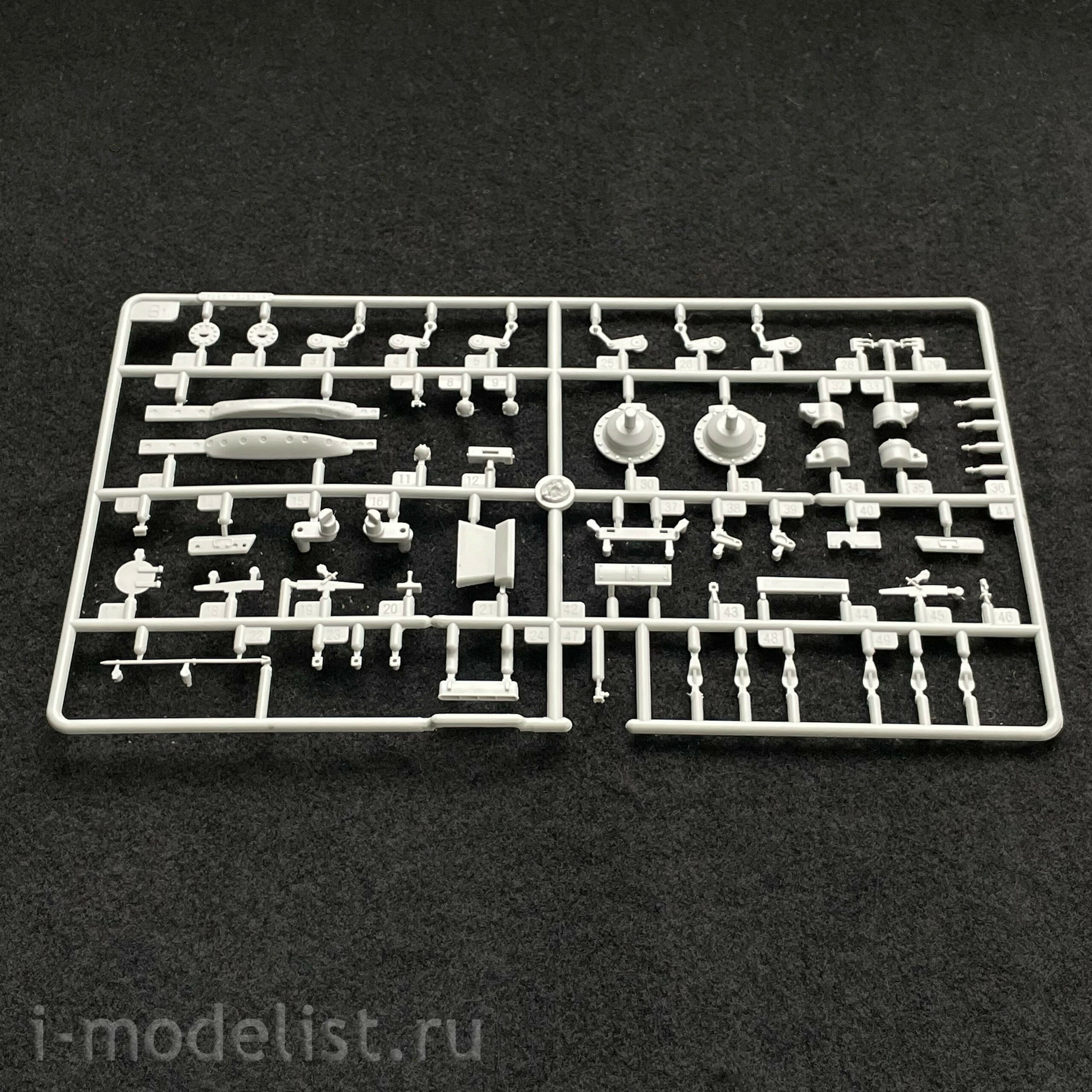 05598 Трубач 1/35 Российский танк Т-72Б (по лицензии УВЗ)