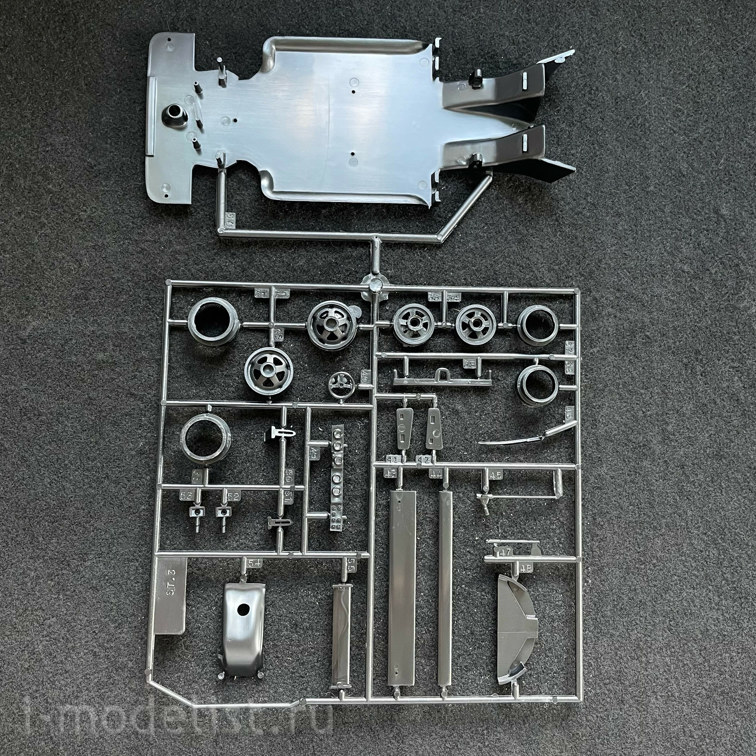 3641 Italeri 1/24 Автомобиль Lancia LC2