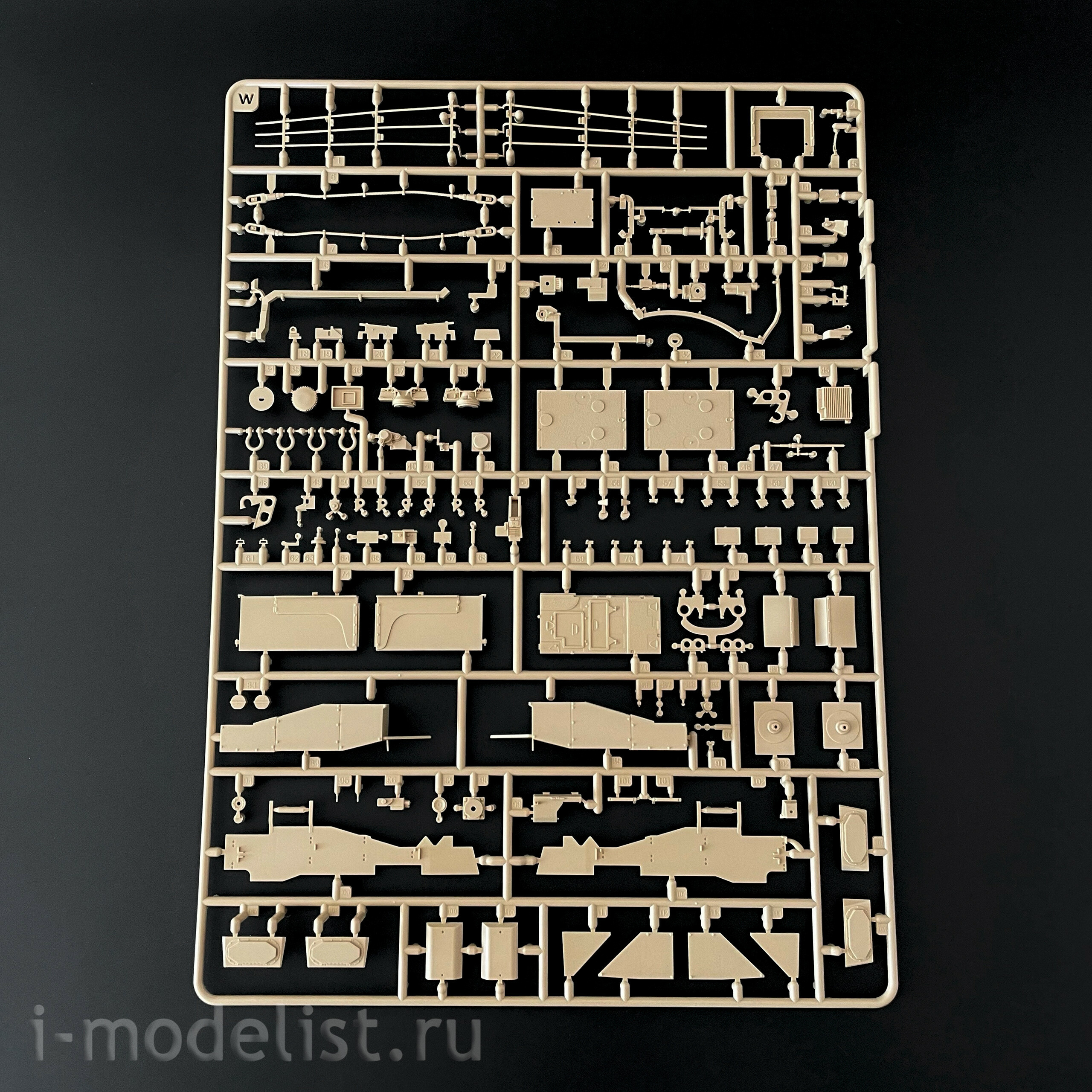 RM-5104 Rye Field Model 1/35 Танк M1A2 SEP V3 Abrams