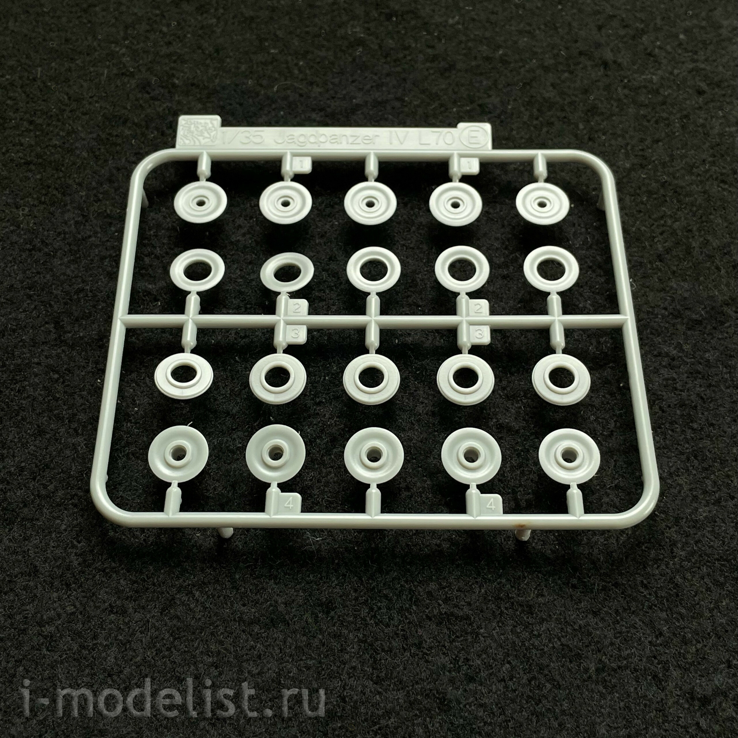 6978 Dragon 1/35 Ягдпантера IV L/70 (V) обр. ноября 1944 года