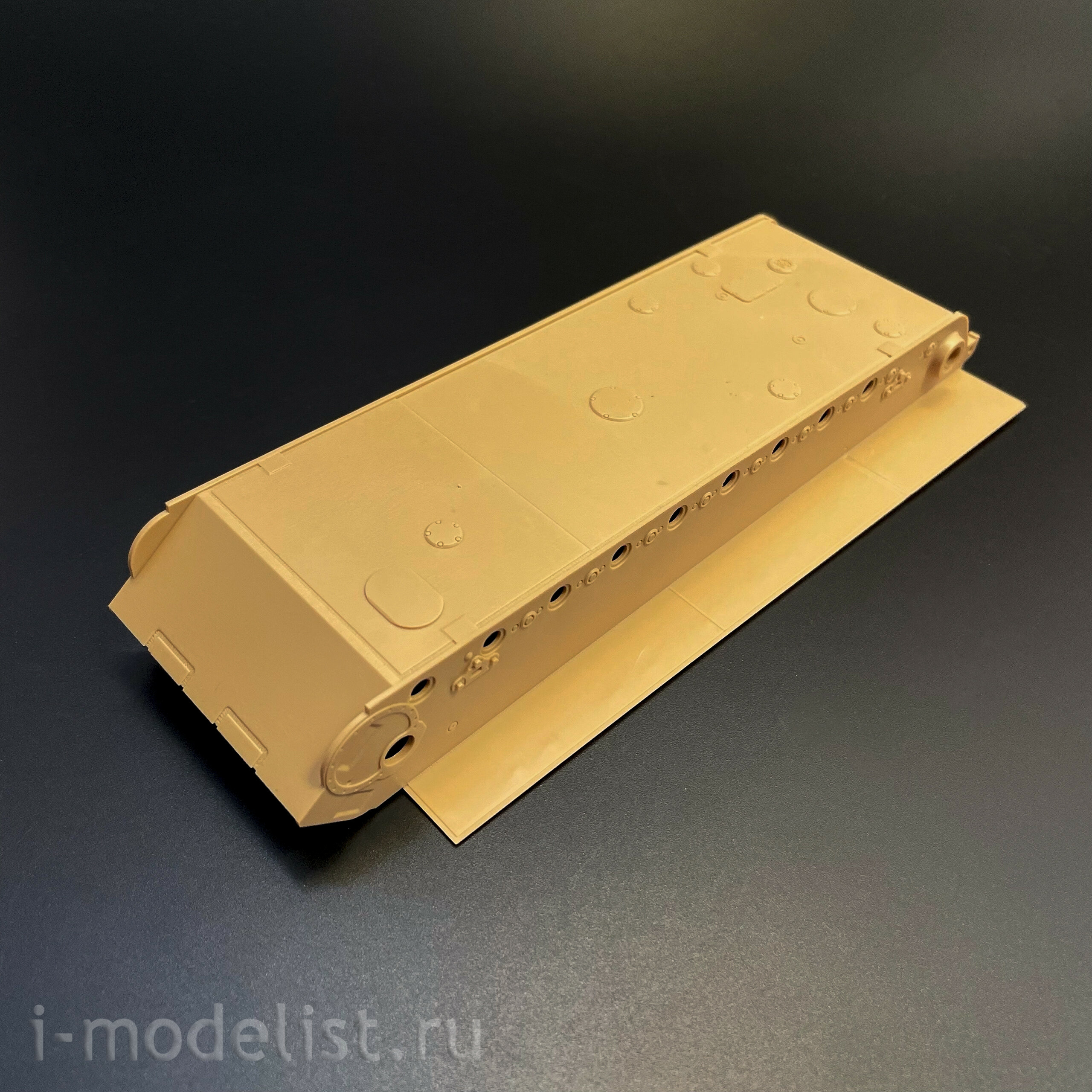RM-5146 Rye Field Model 1/35 Немецкий танк Pz.Kpfw.VI Ausf.B King Tiger с башней Henschel Sd.Kfz. 182 (с полным интерьером)