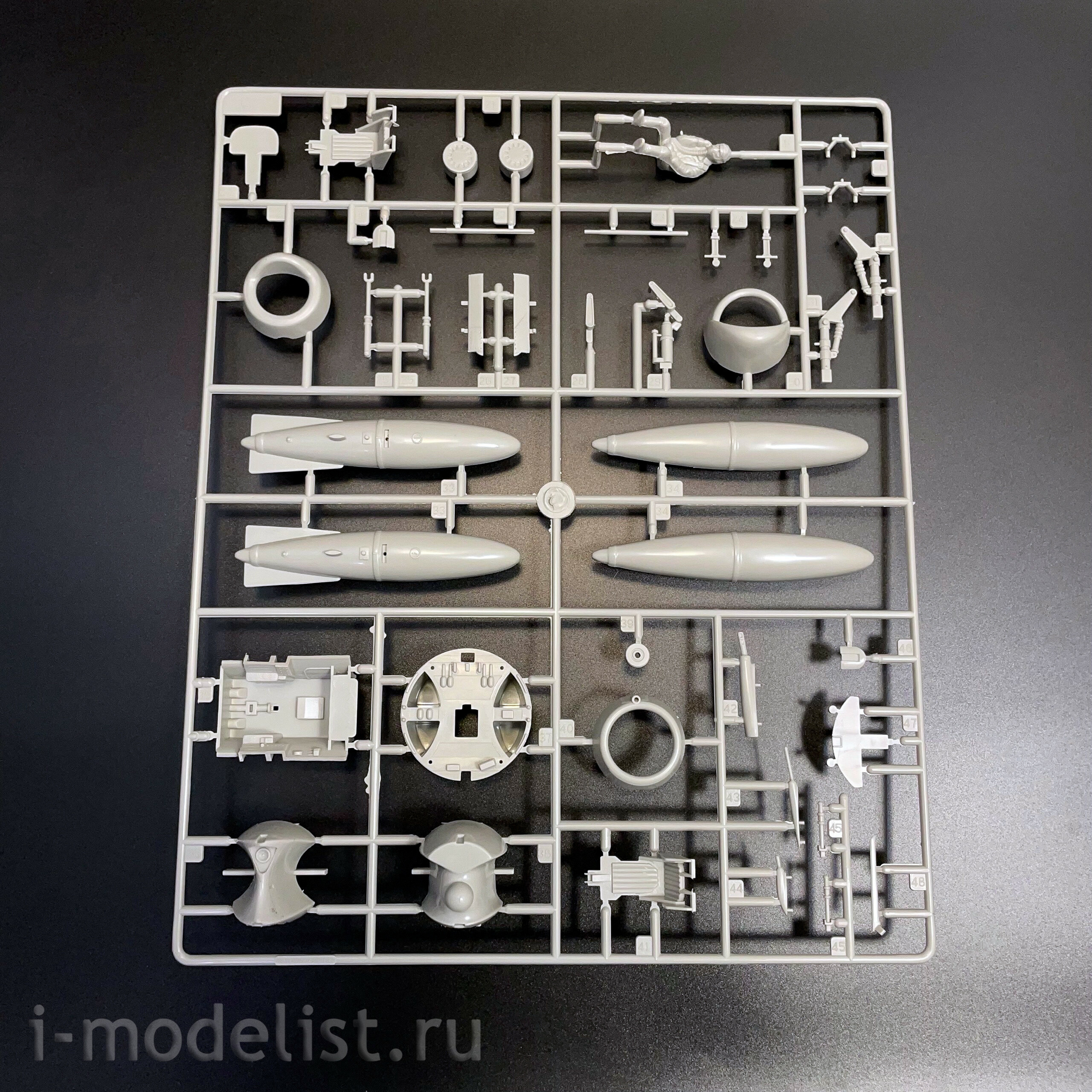 02204 Трубач 1/32 Советский реактивный истребитель М-15 BIS