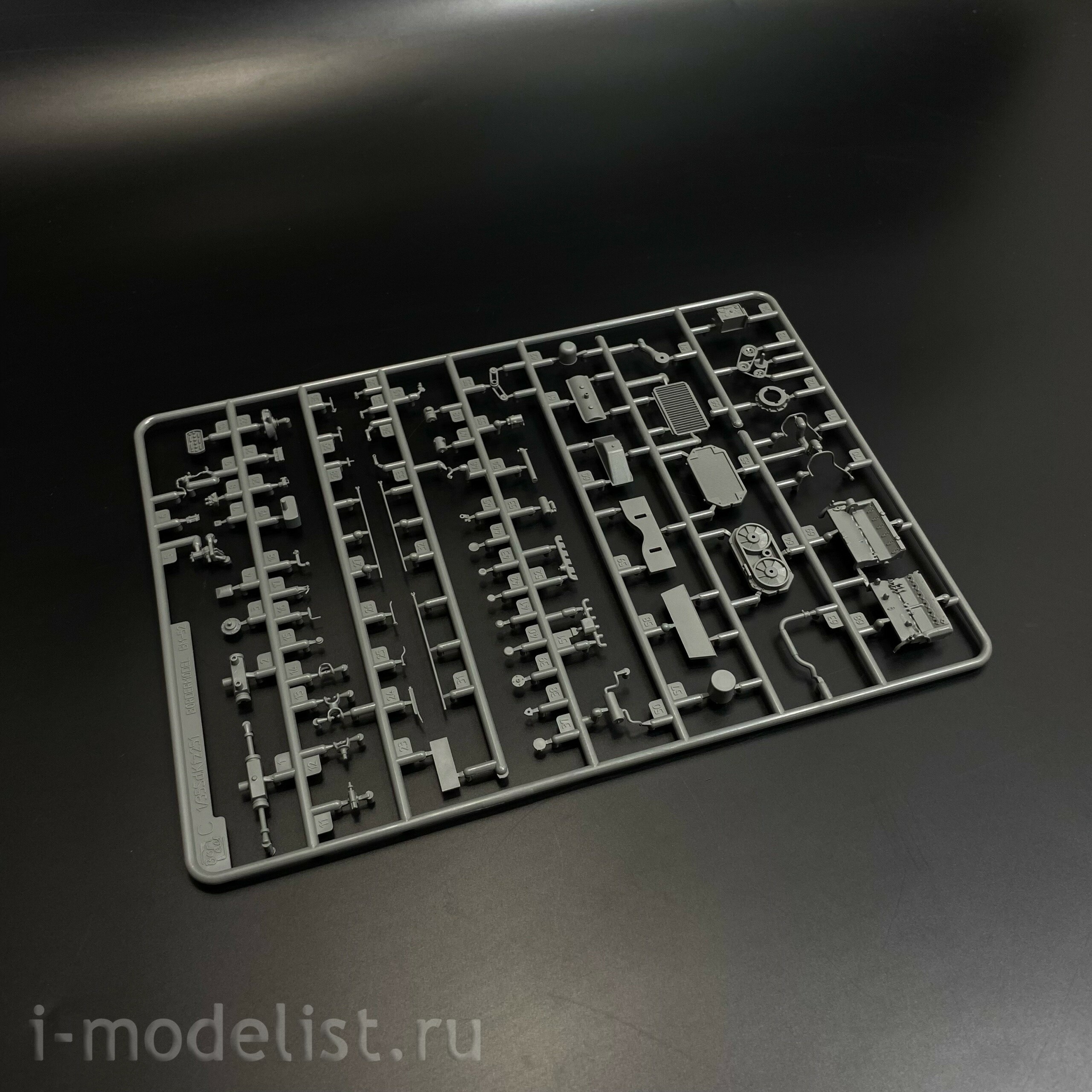 BT-041 Border Model 1/35 Бронетранспортёр Sd.Kfz.251/1 Ausf.D