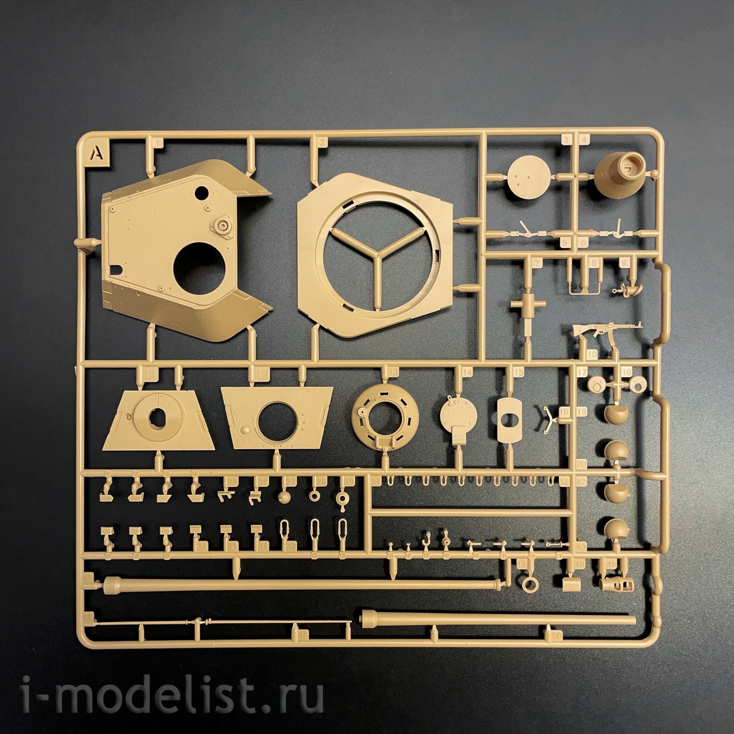 RM-5068 Rye Field Model 1/35 Немецкий средний танк Pz.Kpfw.IV J с башней Panther F
